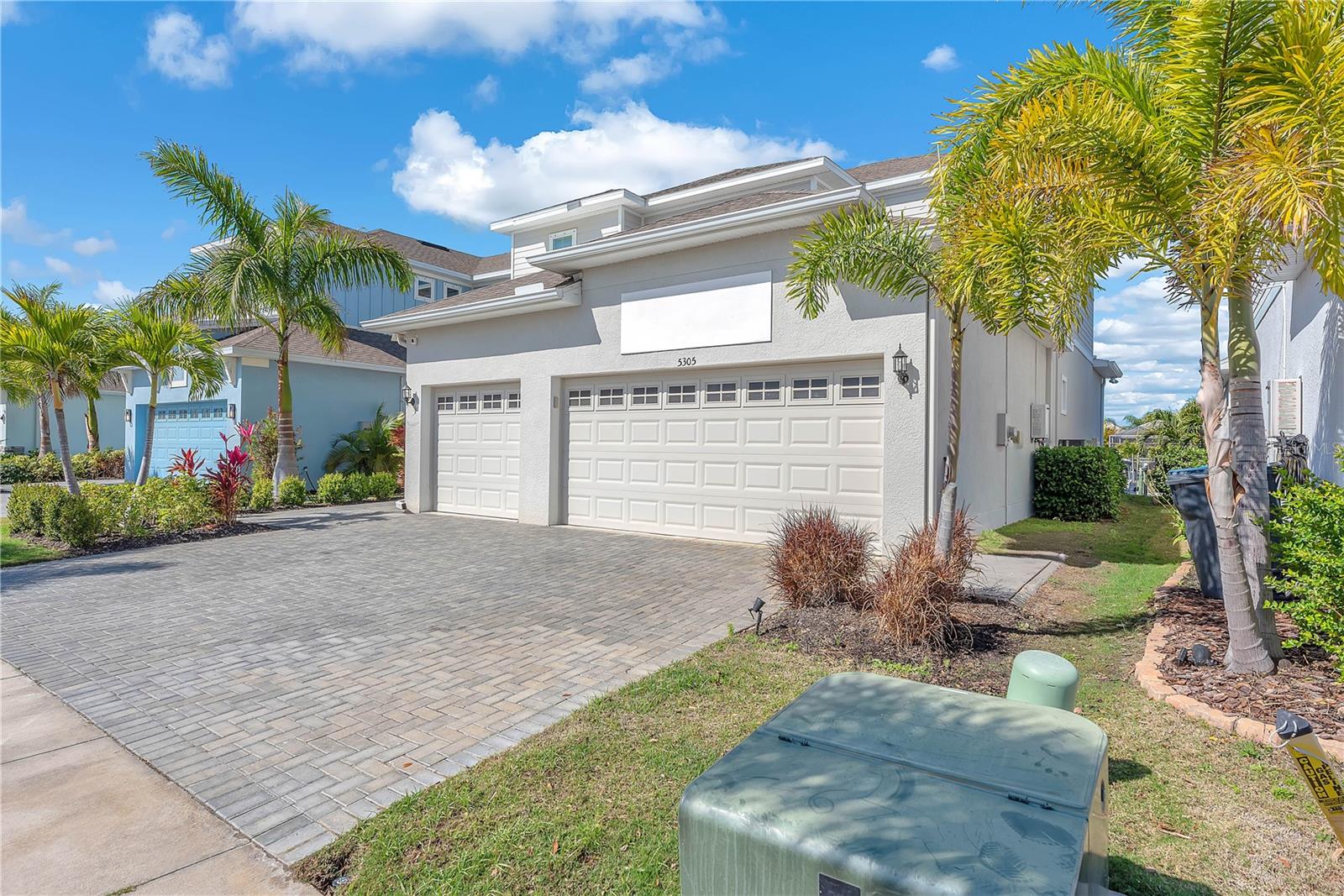 Life in MiraBay extends far beyond your front door.