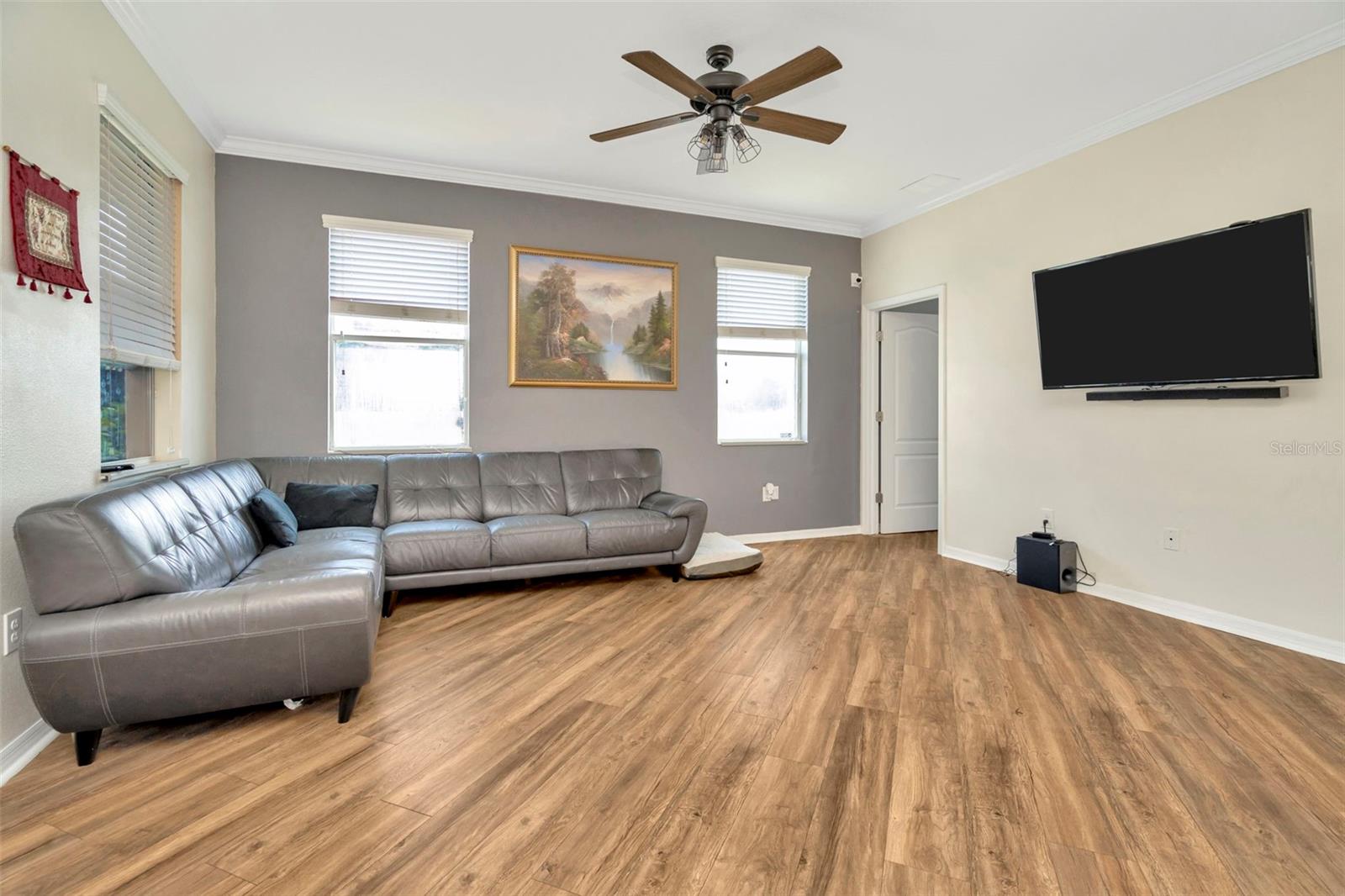 1st Floor Family Room