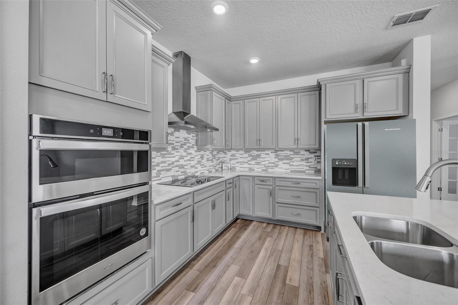 Wall Oven & Microwave