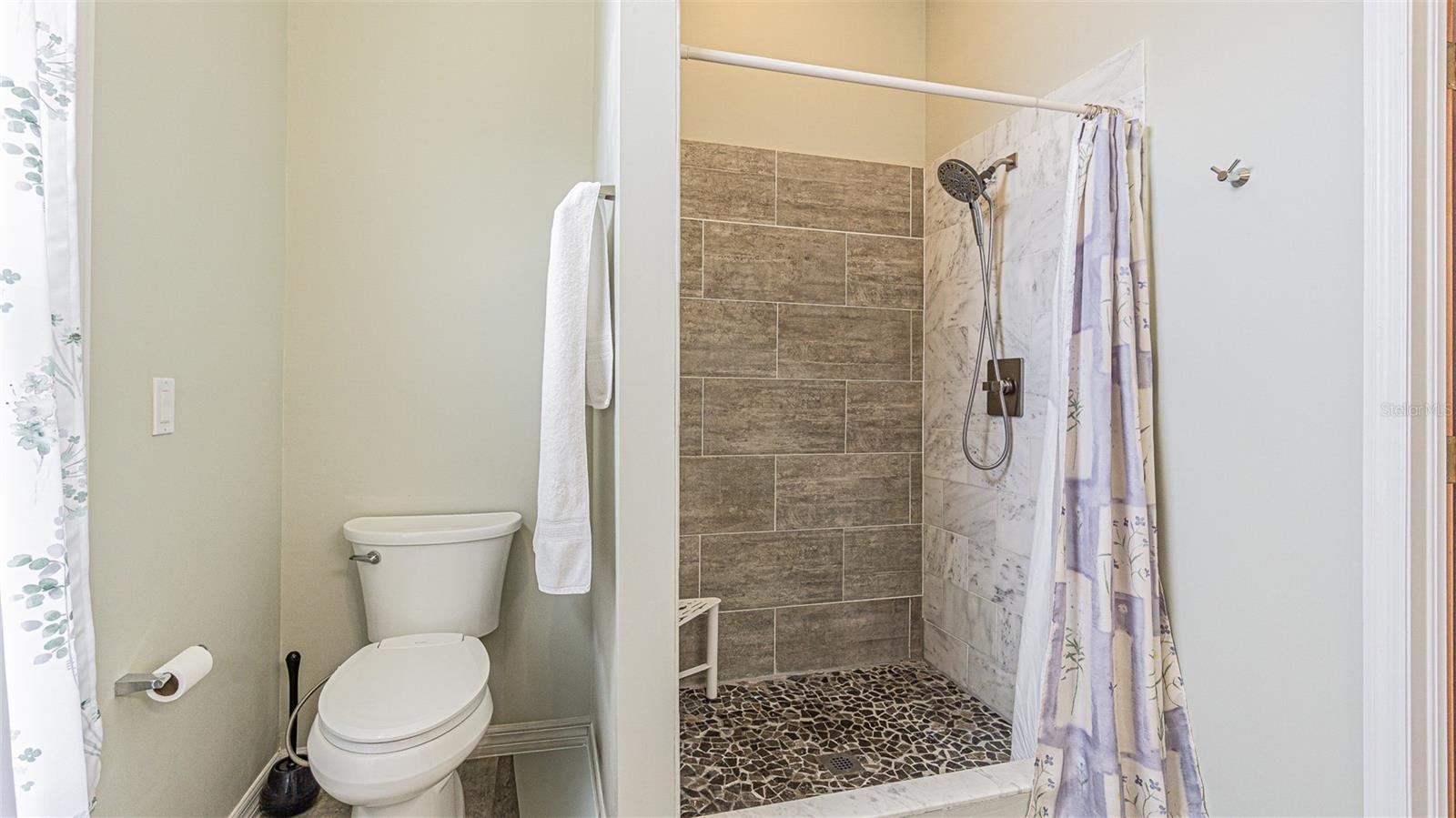 Primary Bath Walk in Shower - Same Backsplash Accent Tile