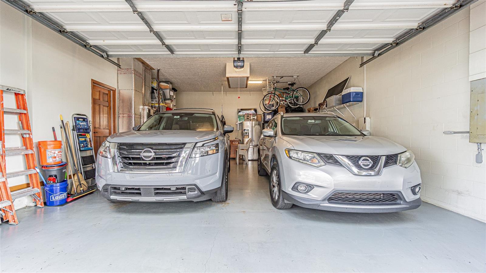 Extra Wide and Deep garage