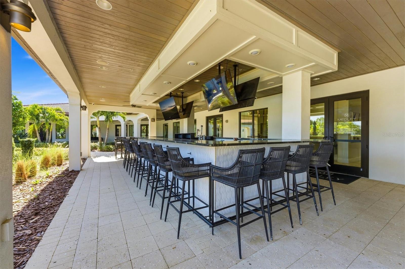 Cafe in addition to a indoor restaurant