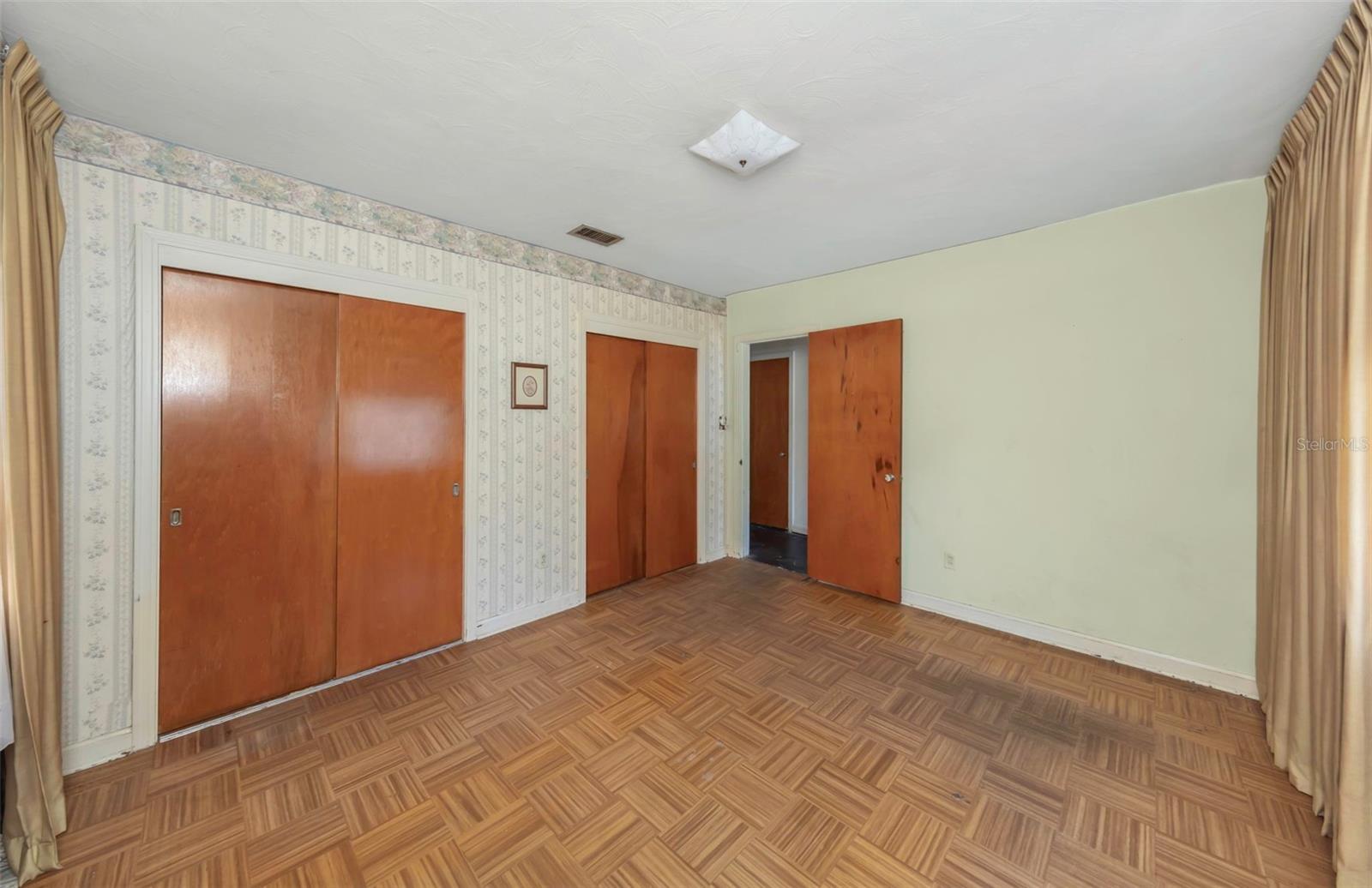 Master Bedroom - Reverse View