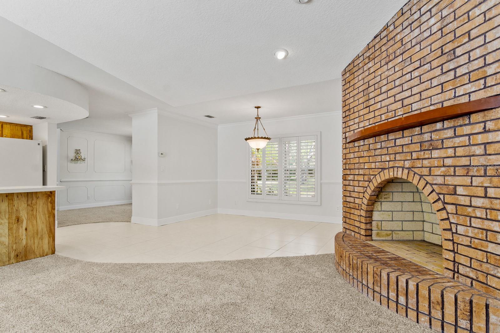 Family Room/Breakfast Nook