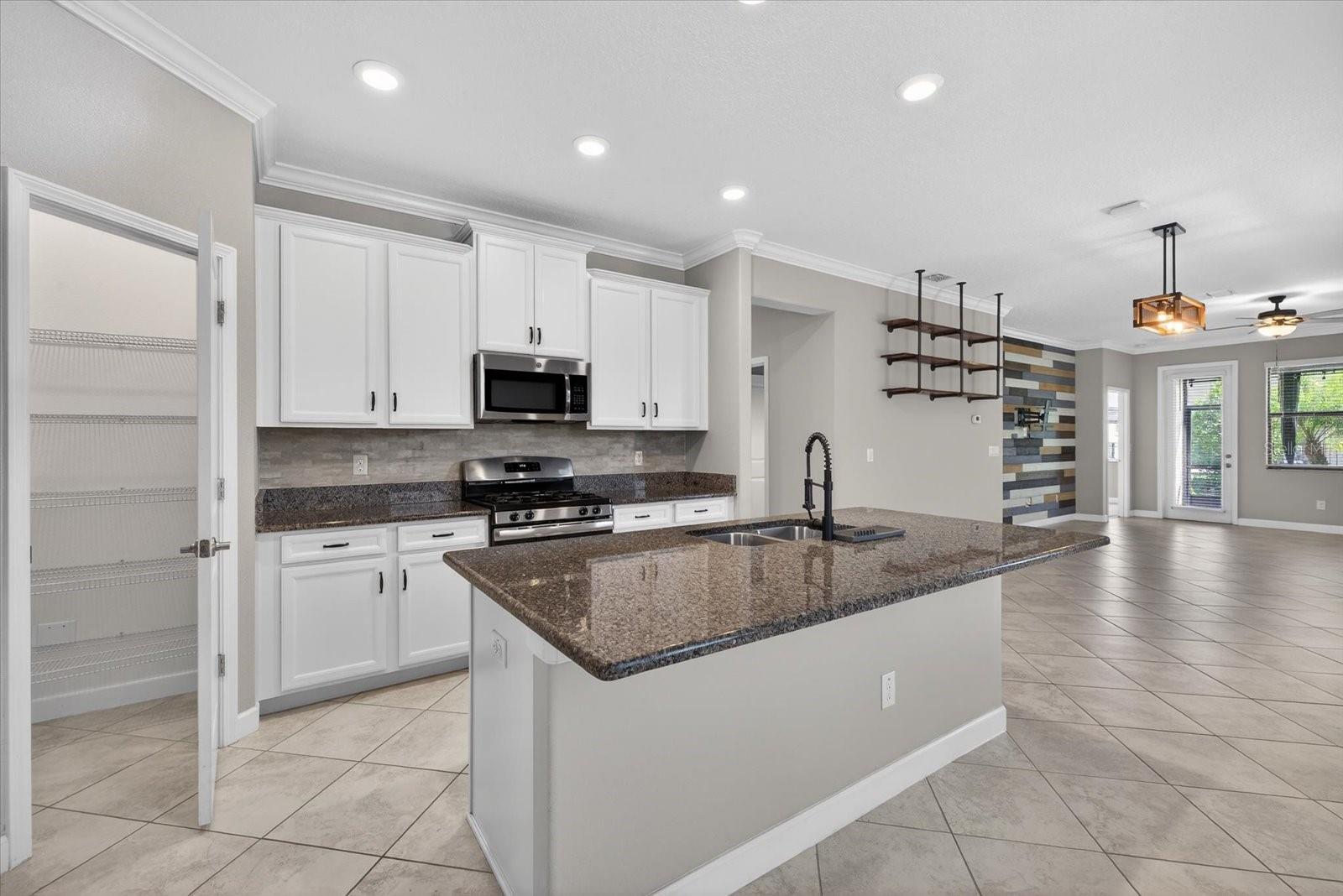 Large Pantry & Bar Seating