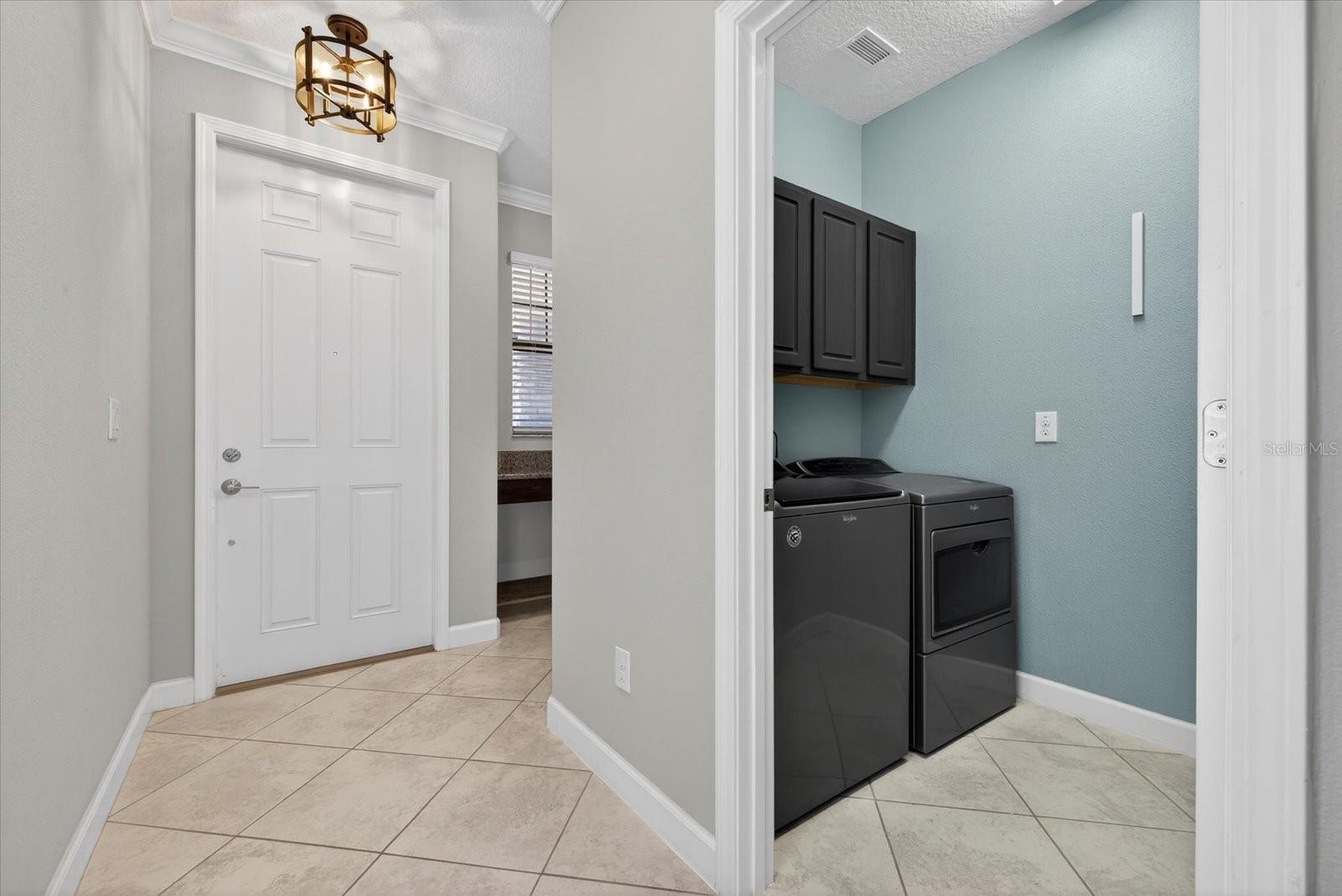 Washer & Dryer included