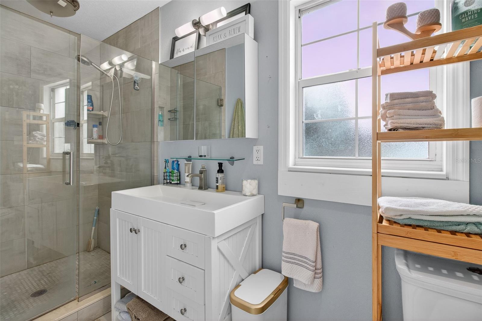 Castle Primary Ensuite Bath