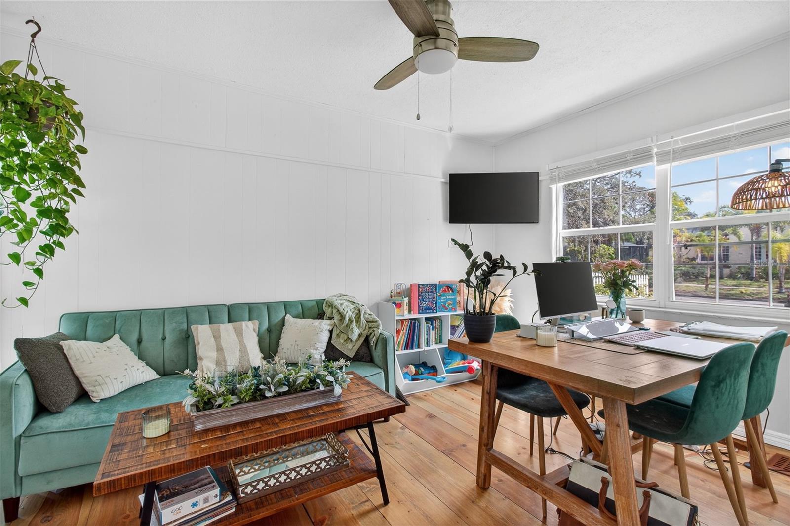 Castle office or dining room