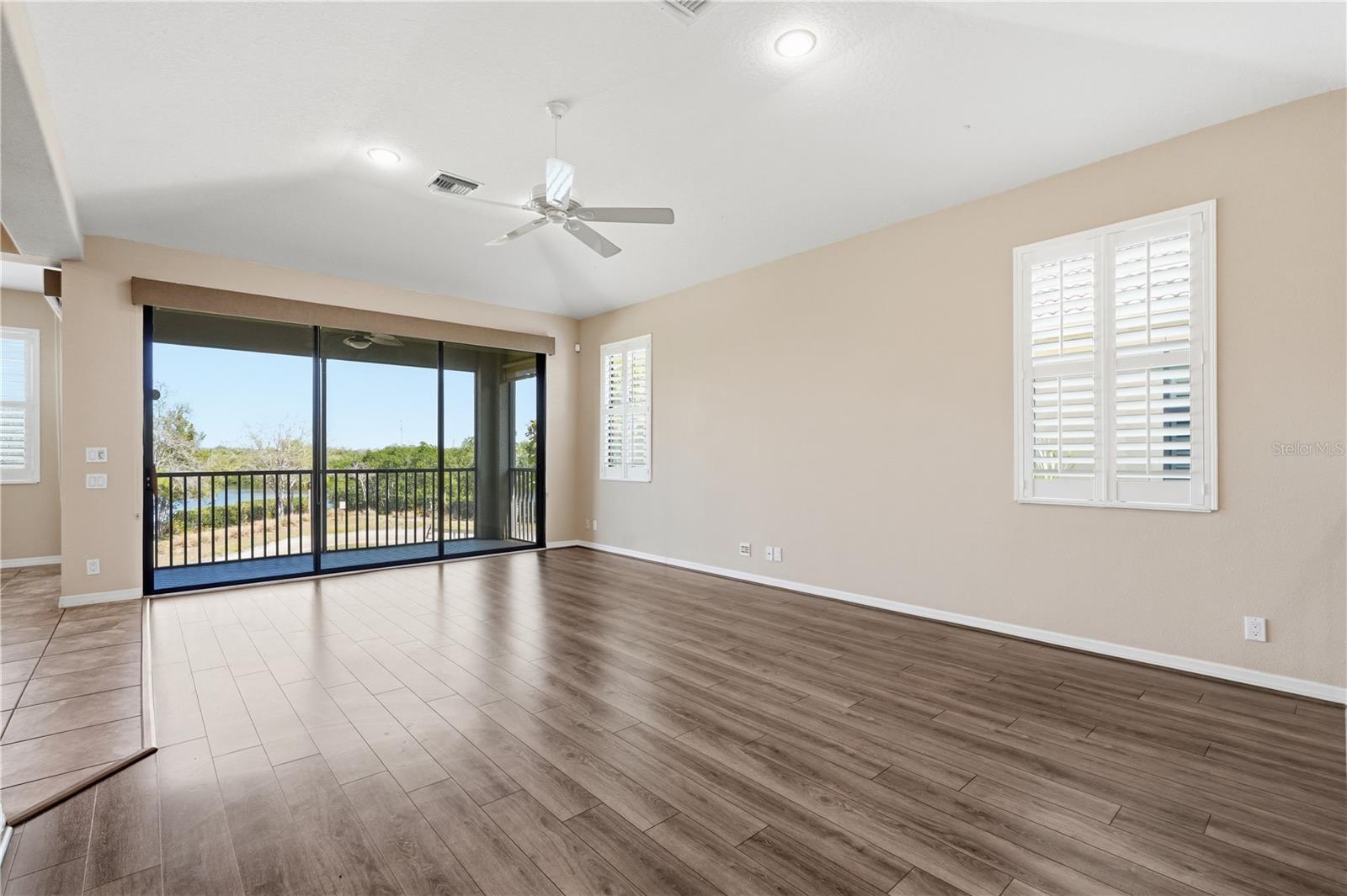 Second floor Living area