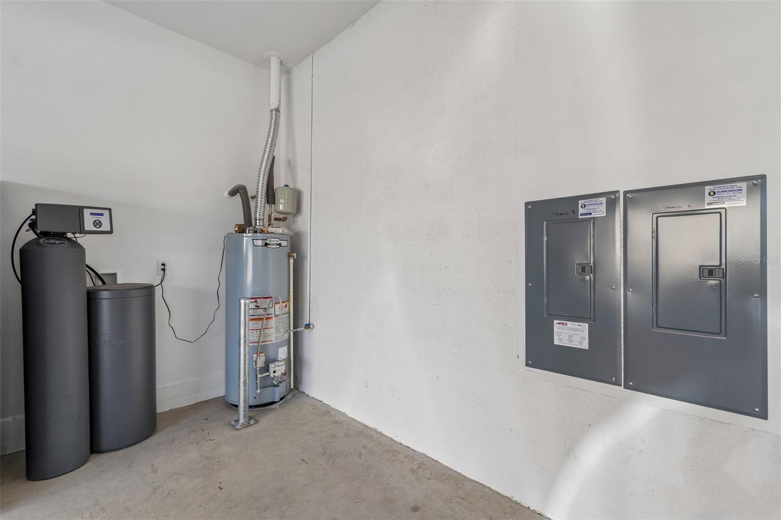 Water softener, gas water heater and upgraded 300 AMP service!