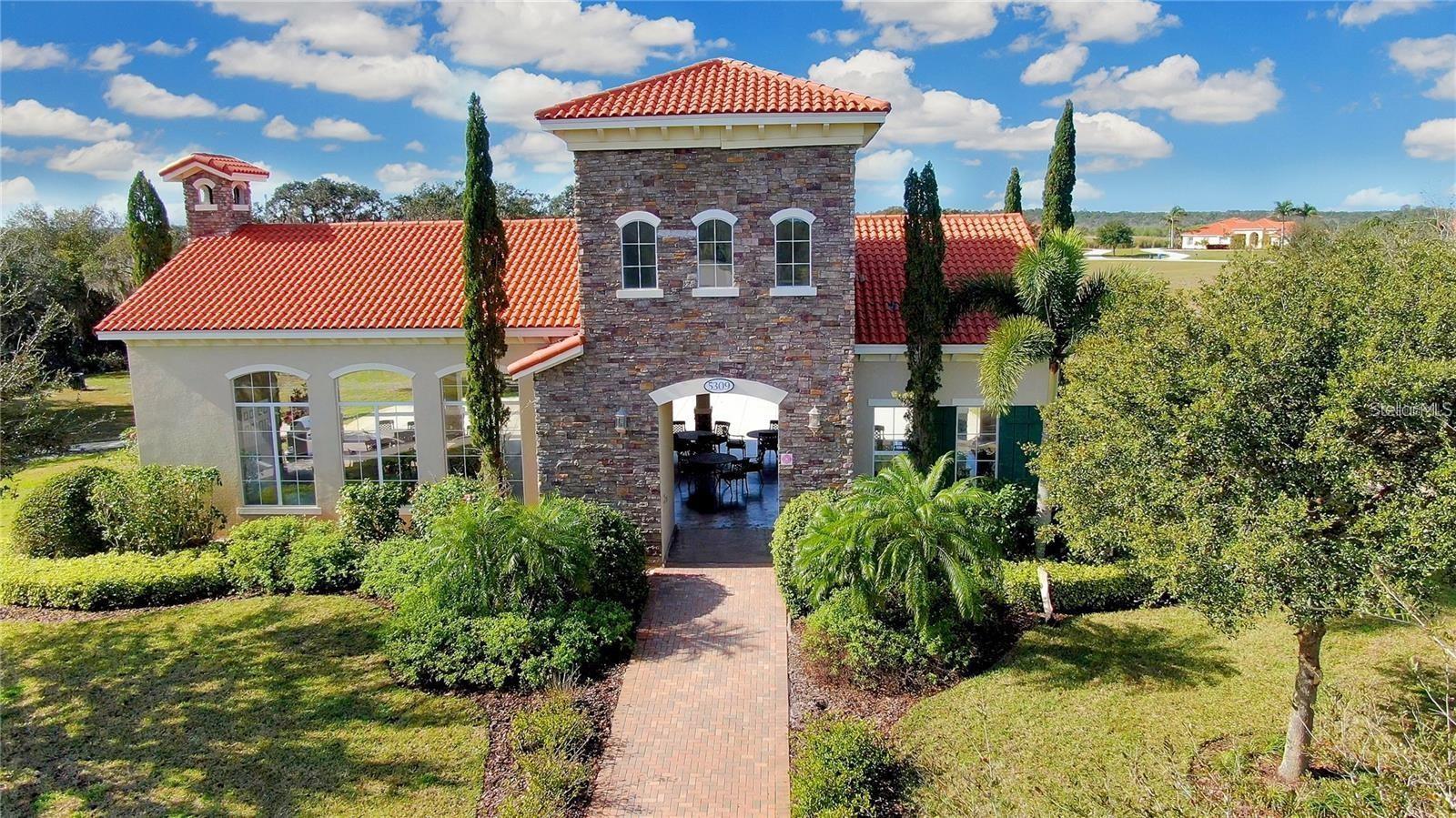 Lake Toscana Clubhouse