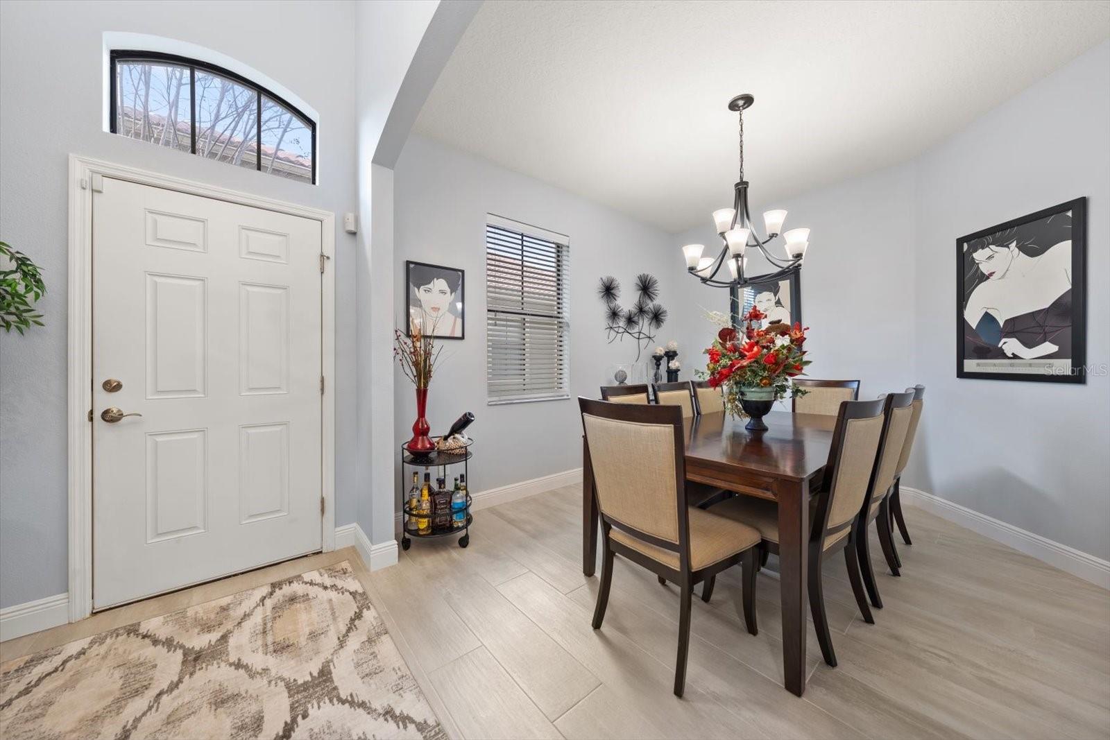 Spacious entry with vaulted ceilings
