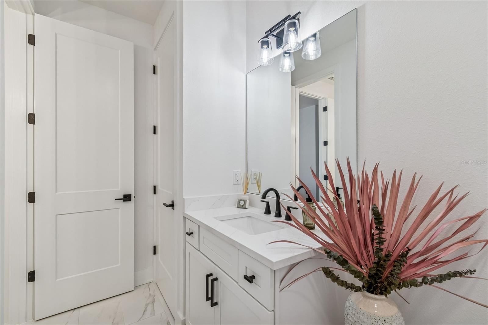 Jack n Jill Bathroom