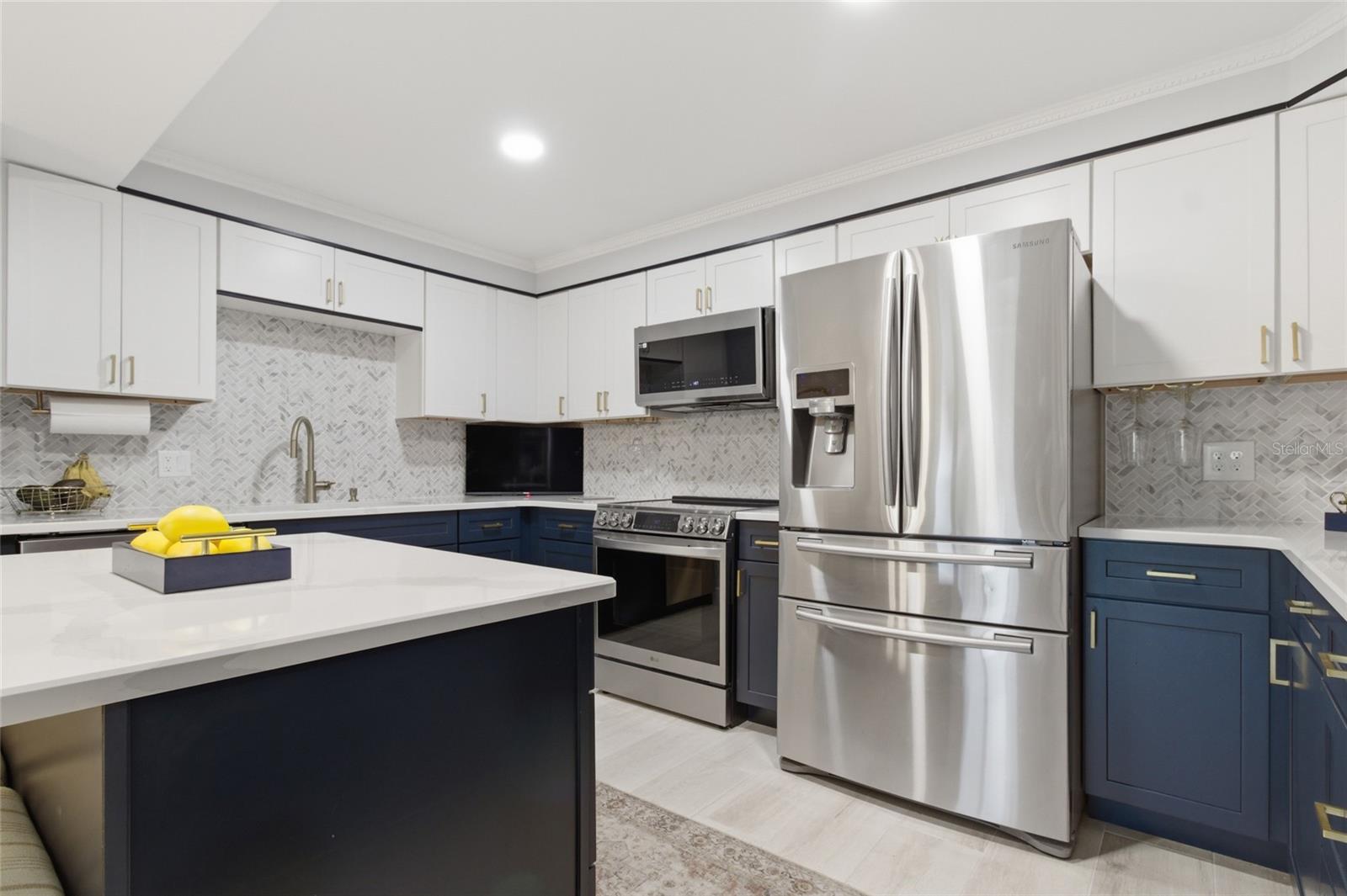 Stunning Kitchen with Seating at Island
