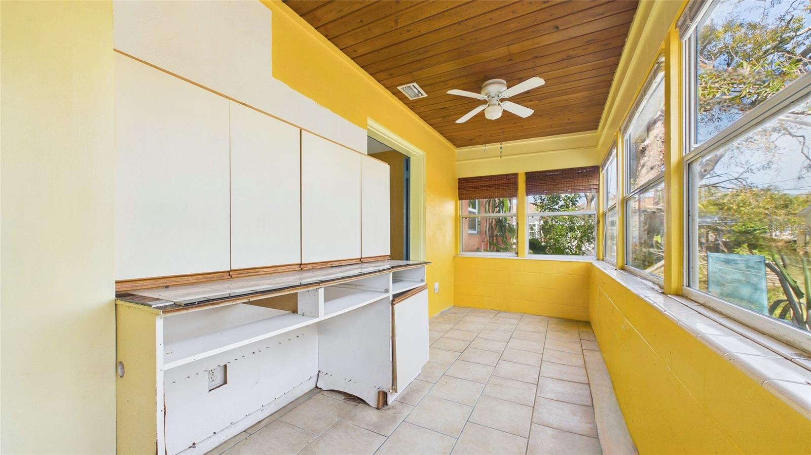 Your own Florida room