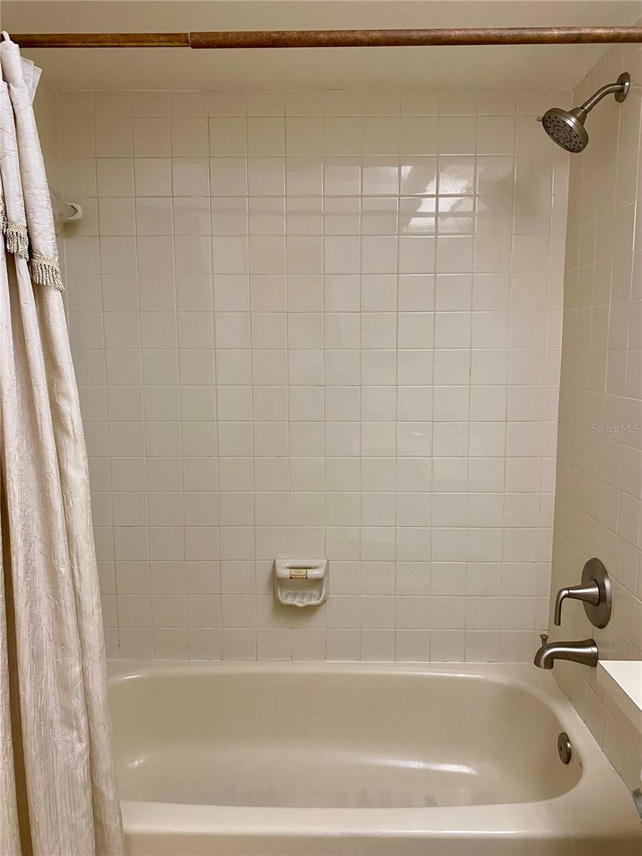 2nd Full Bathroom
