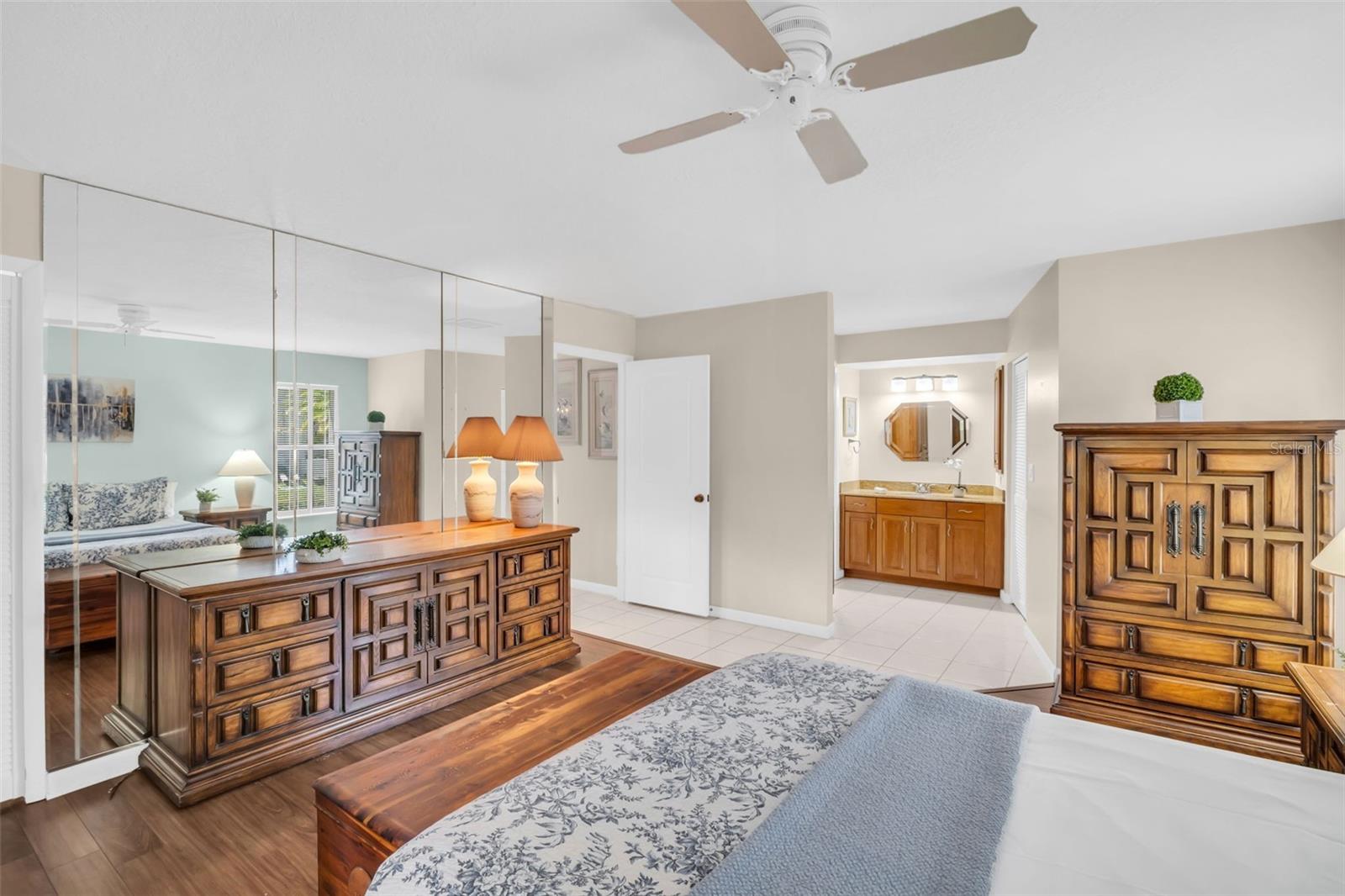 Beautifully updated en-suite~