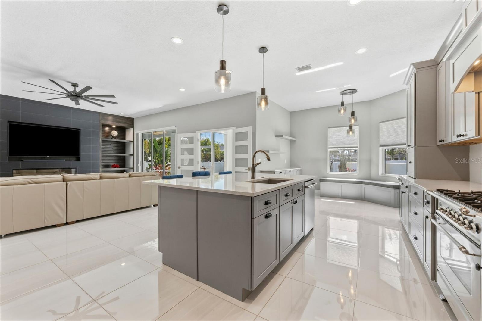 Large Kitchen with Ample Counter Space