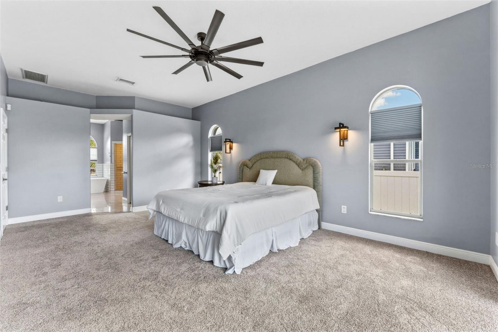 Large Master Bedroom!