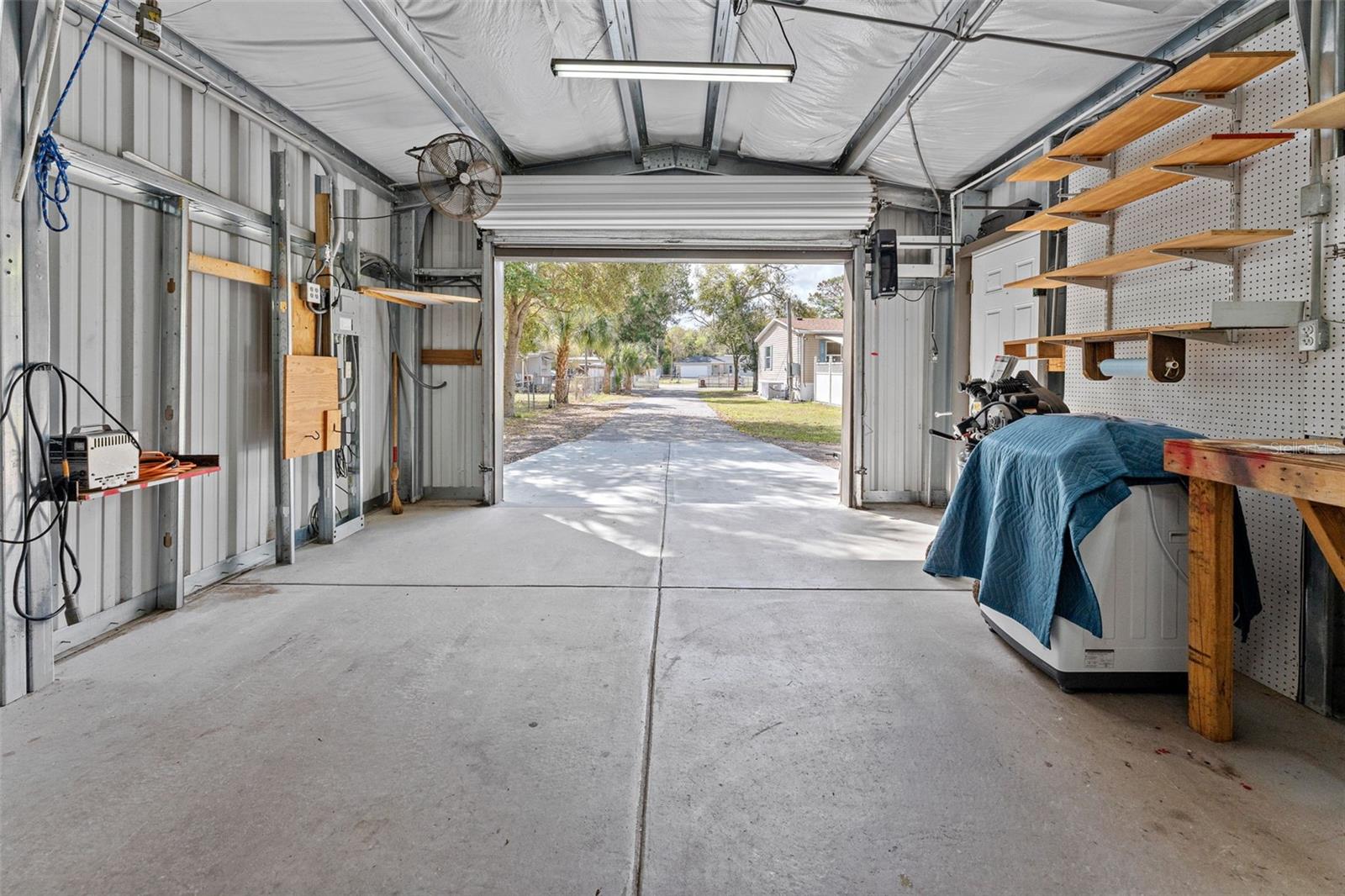 Oversized 1 Car Garage/Workshop