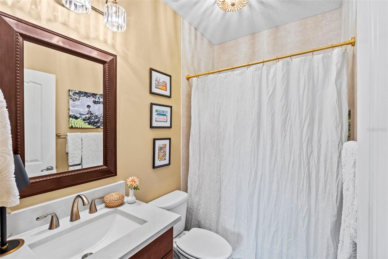 Full bath in bedroom 3/ Bonus Room