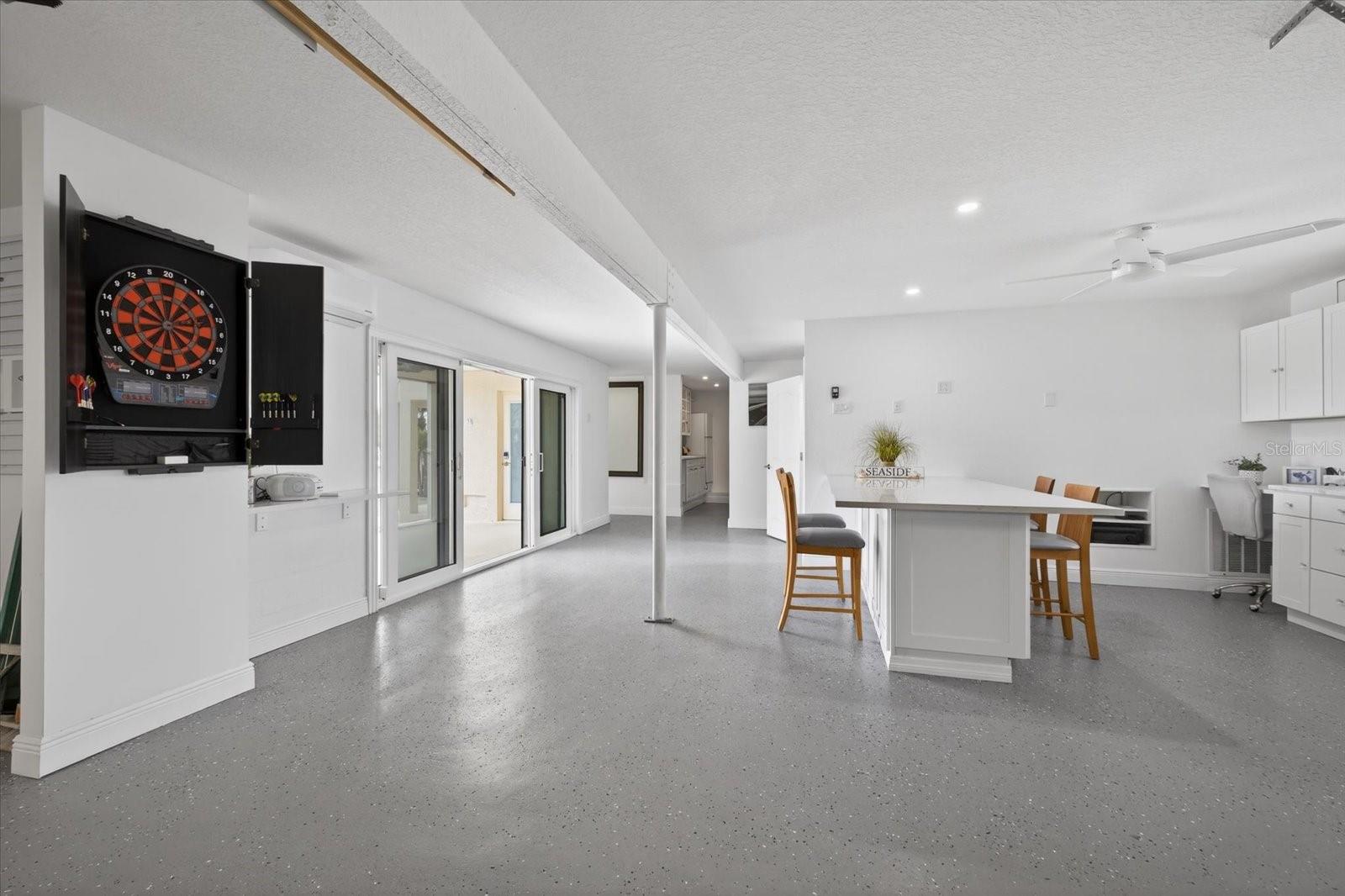 3 Car garage-entertainment area