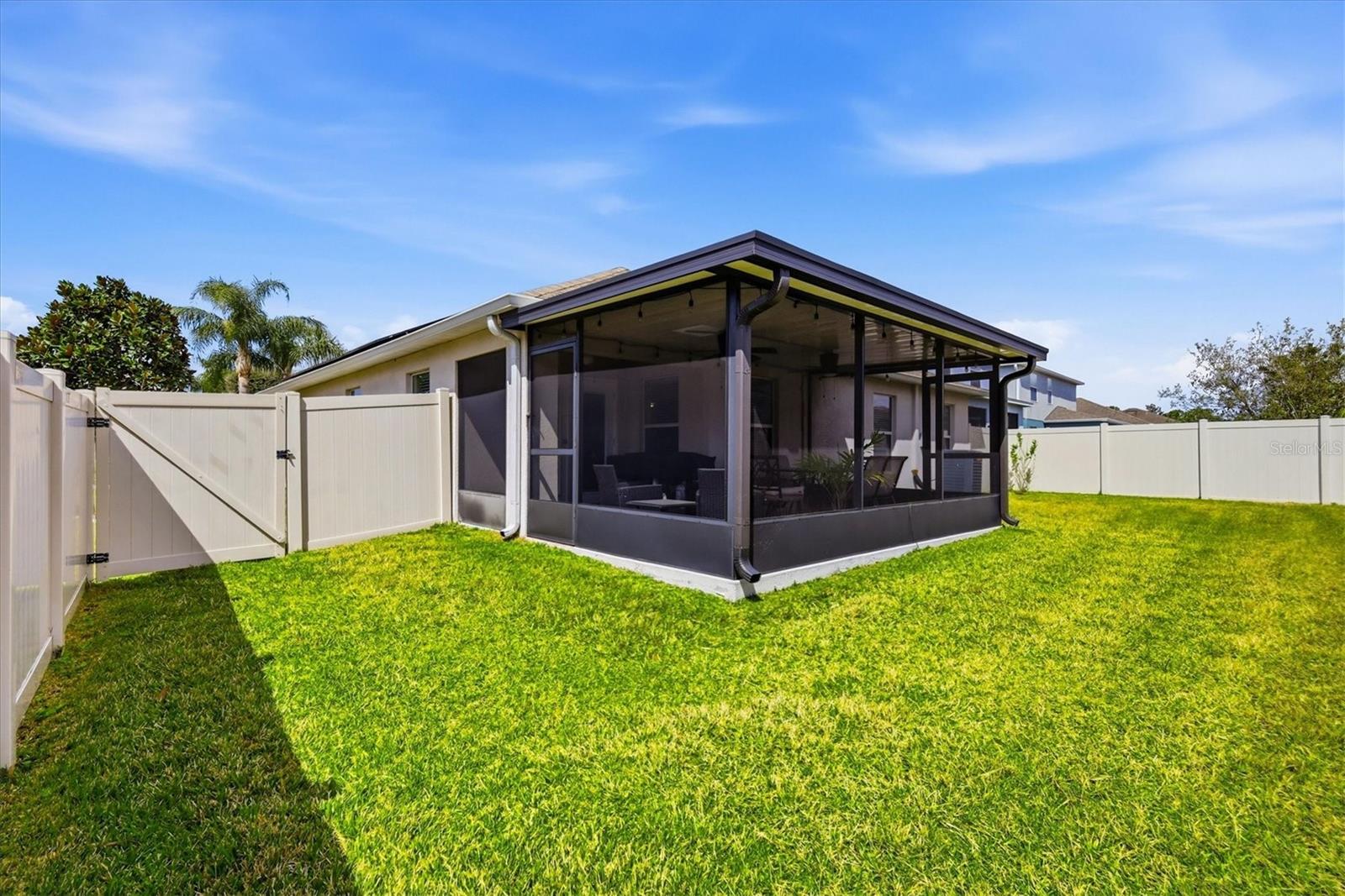 Fully fenced rear yard