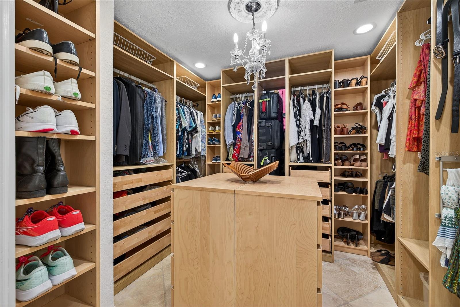 Built-in, walk-in closet