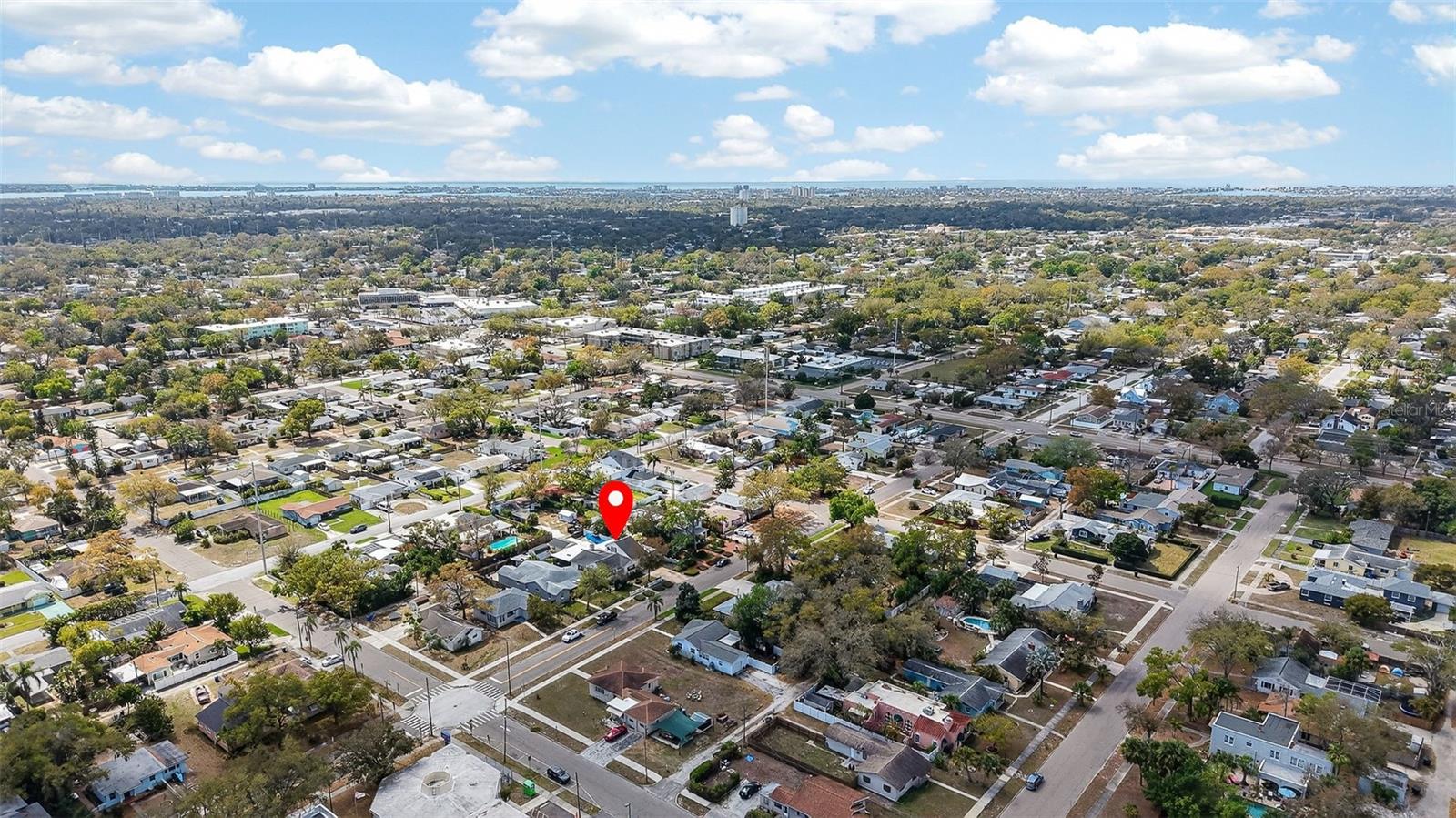 15 mins to Gulf Beaches