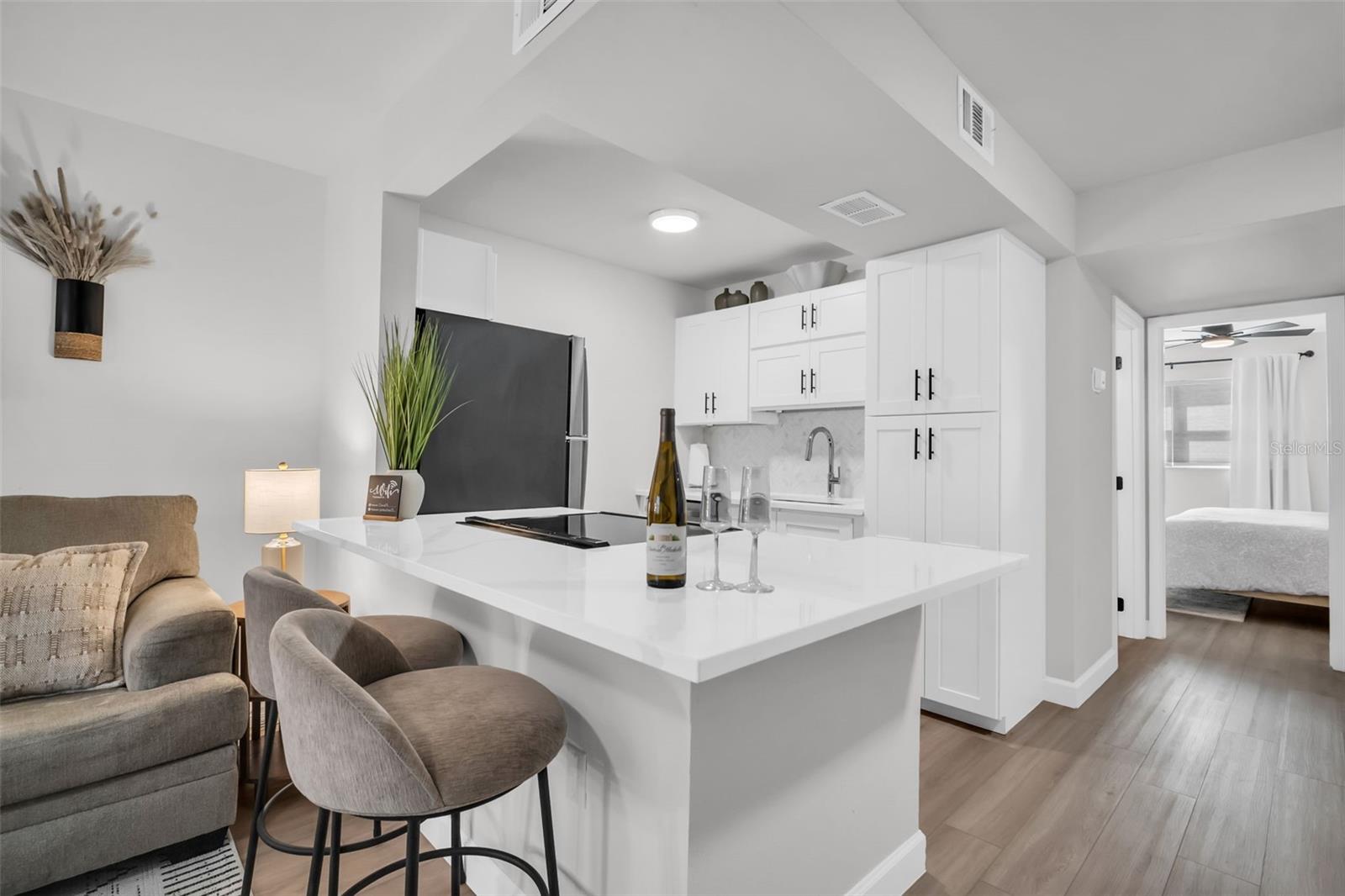 From casual breakfasts to evening wine, this kitchen island is the ultimate hub.