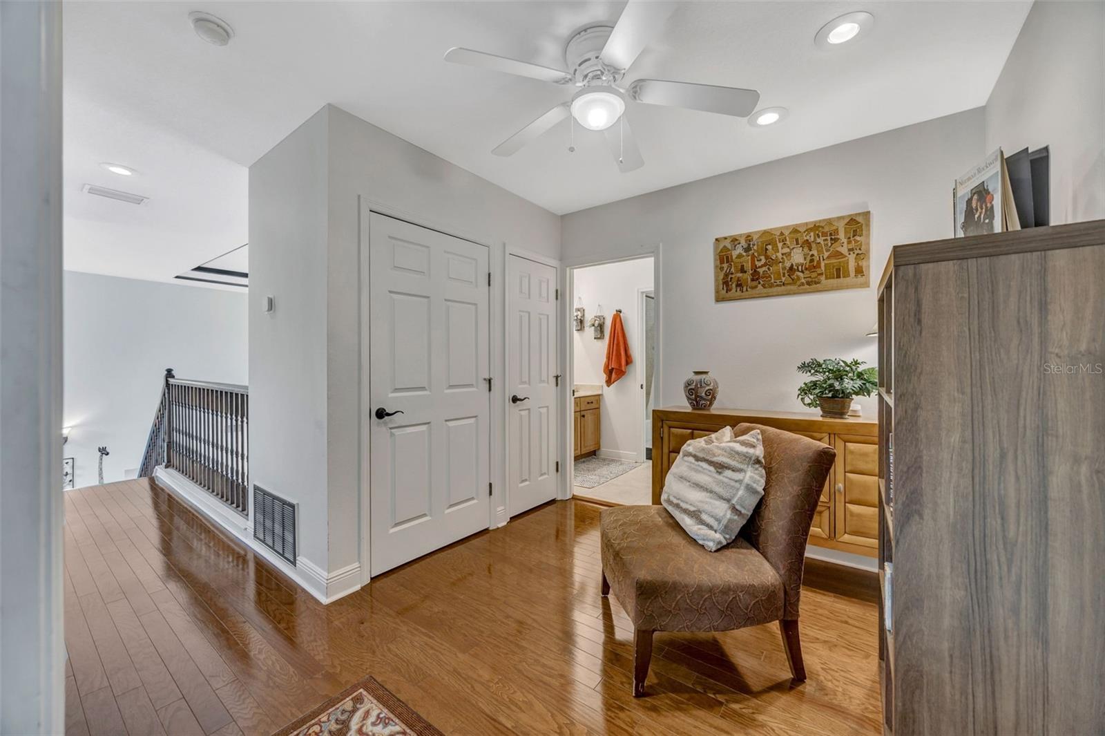 Upstairs Vestibule