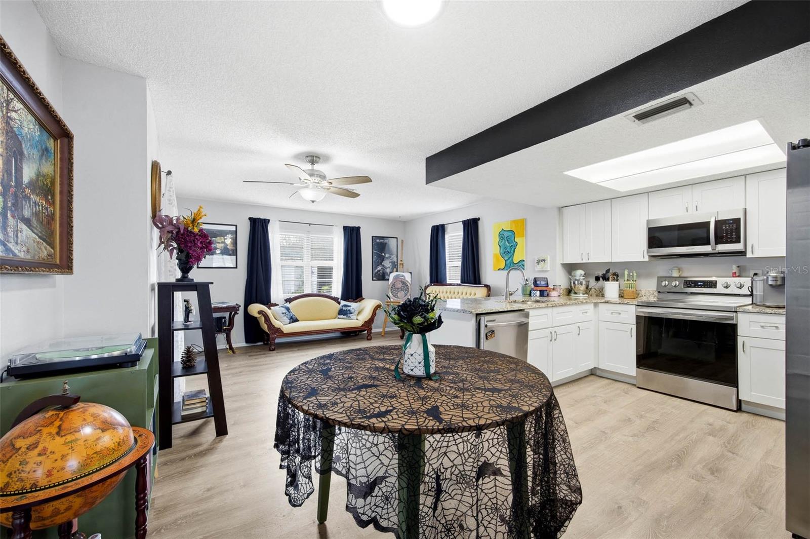 Dining Area / Kitchen