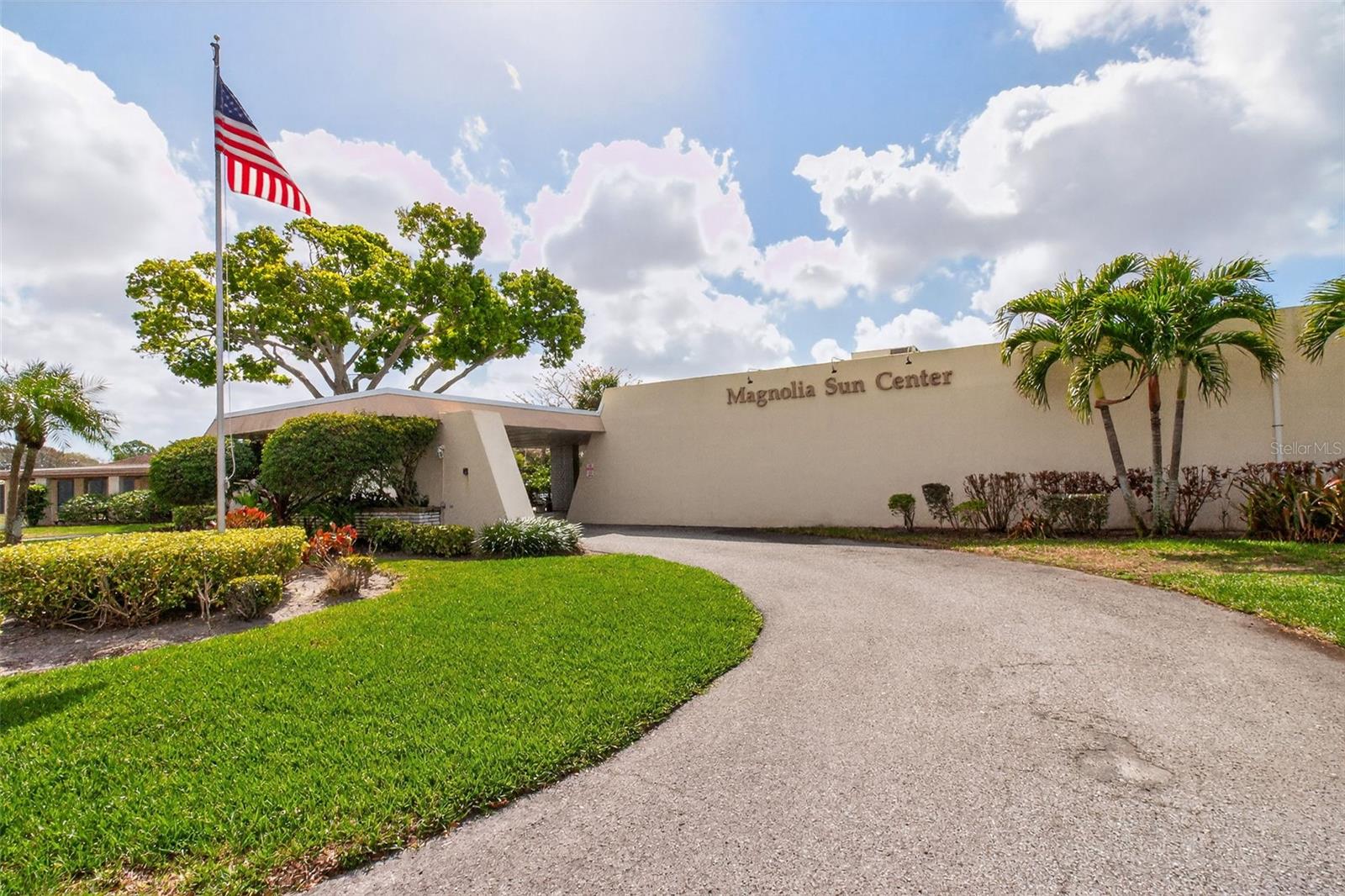 The Magnolia Sun Center