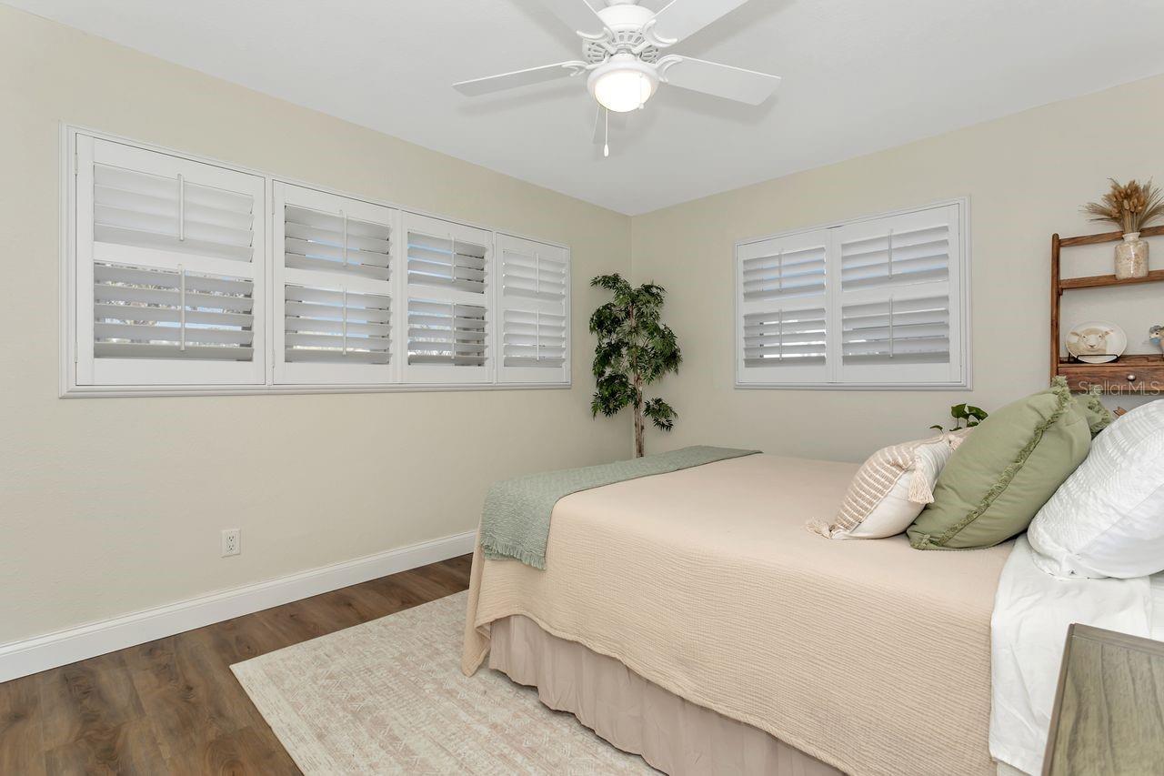 First primary en-suite with Plantation shutters