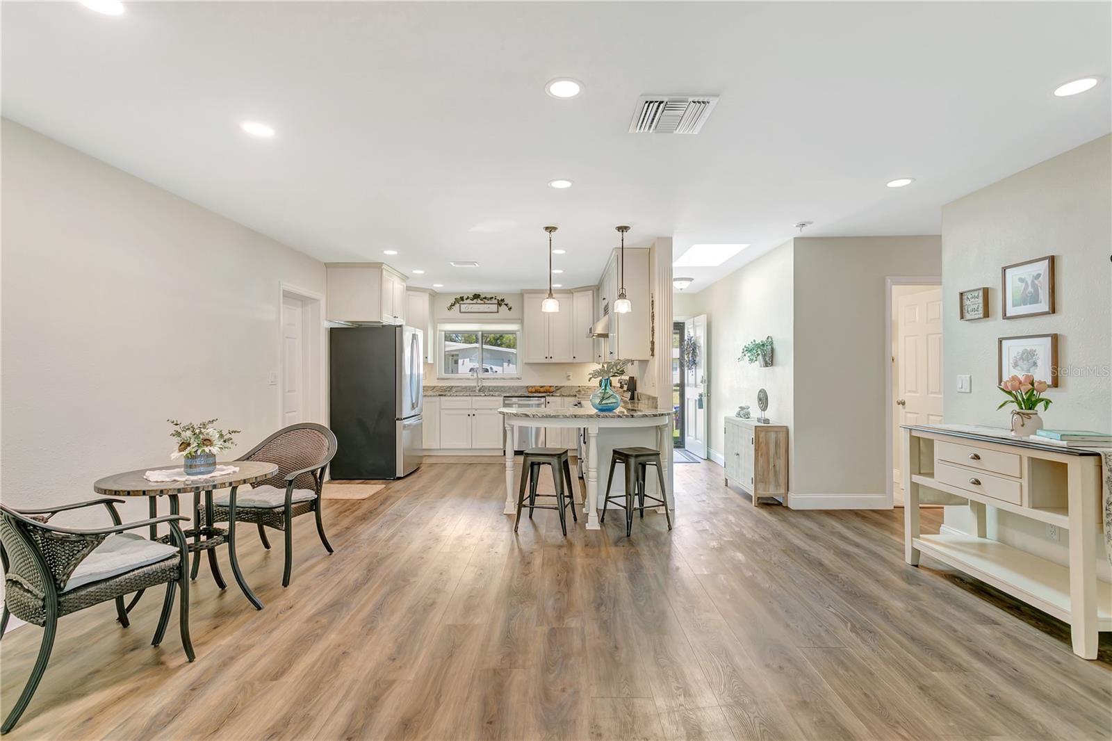 Spacious kitchen/Great room combo