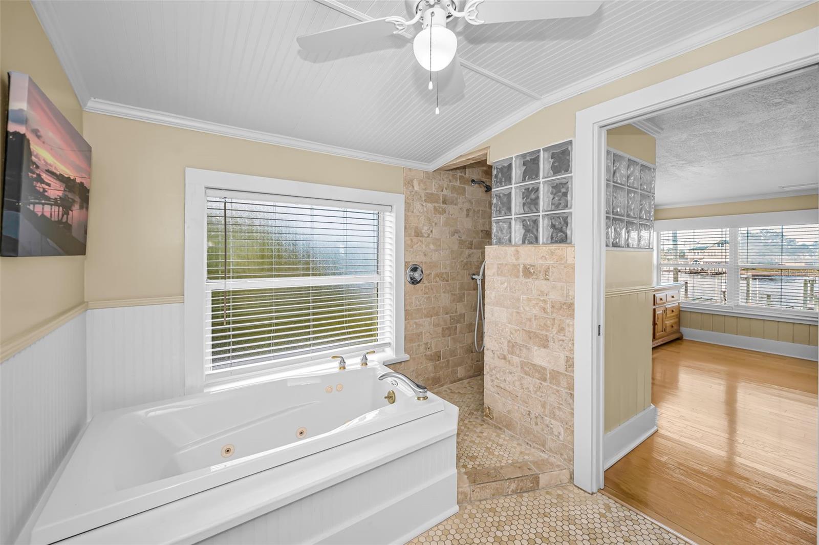 1st Floor Primary Suite Bathroom