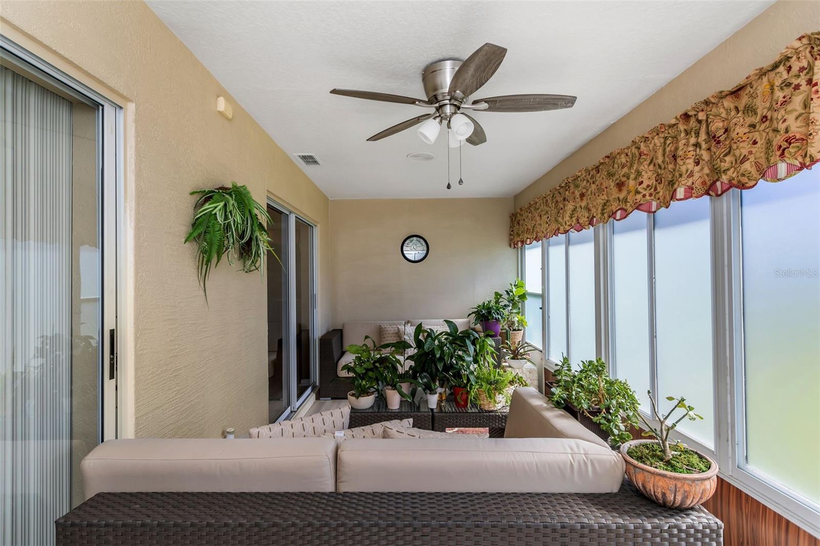 Florida Room/Outdoor Living Room