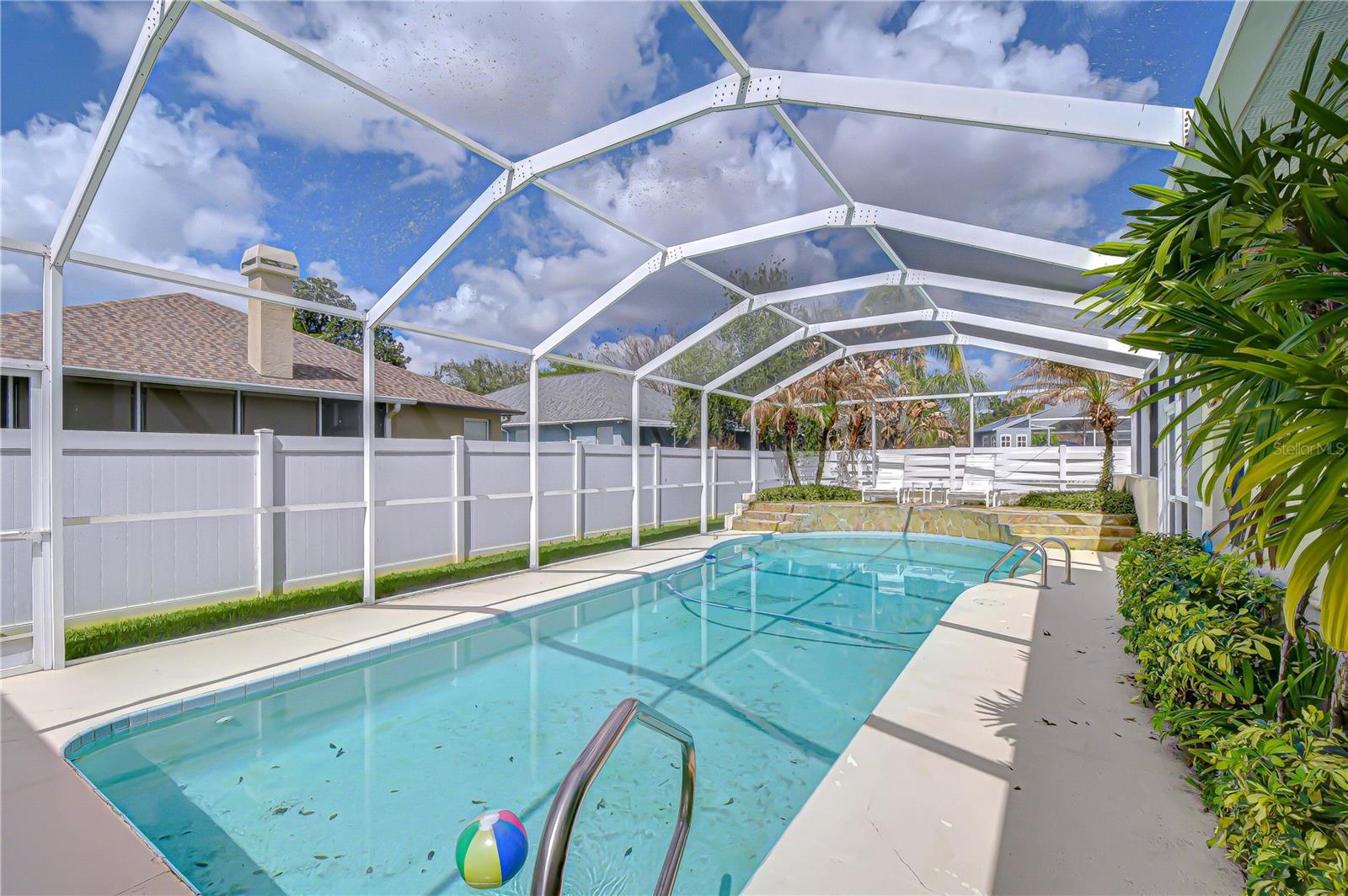 Oversized caged pool