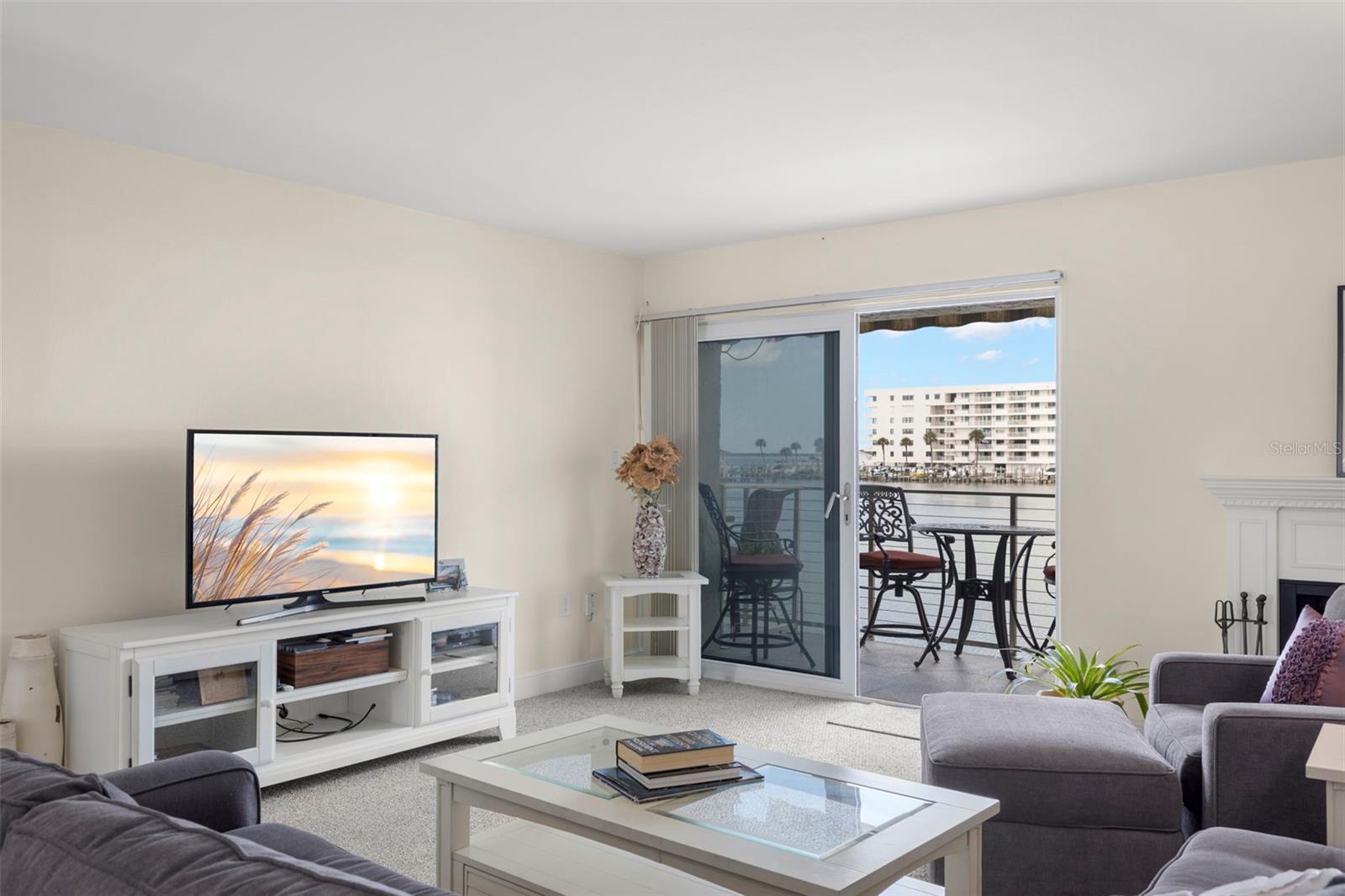 LIVING ROOM LOOKING OUT TO GULF OF MEXICO