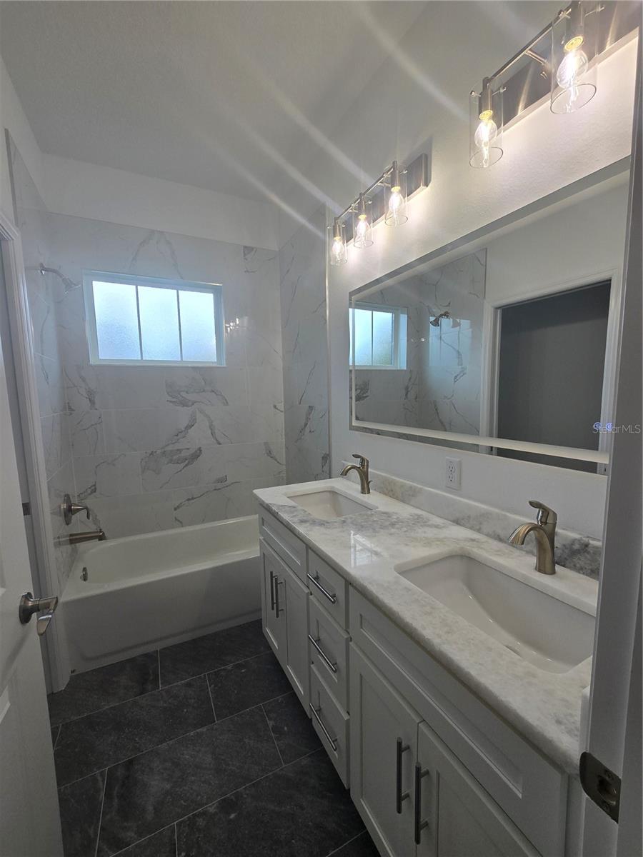 2ND BATHROOM