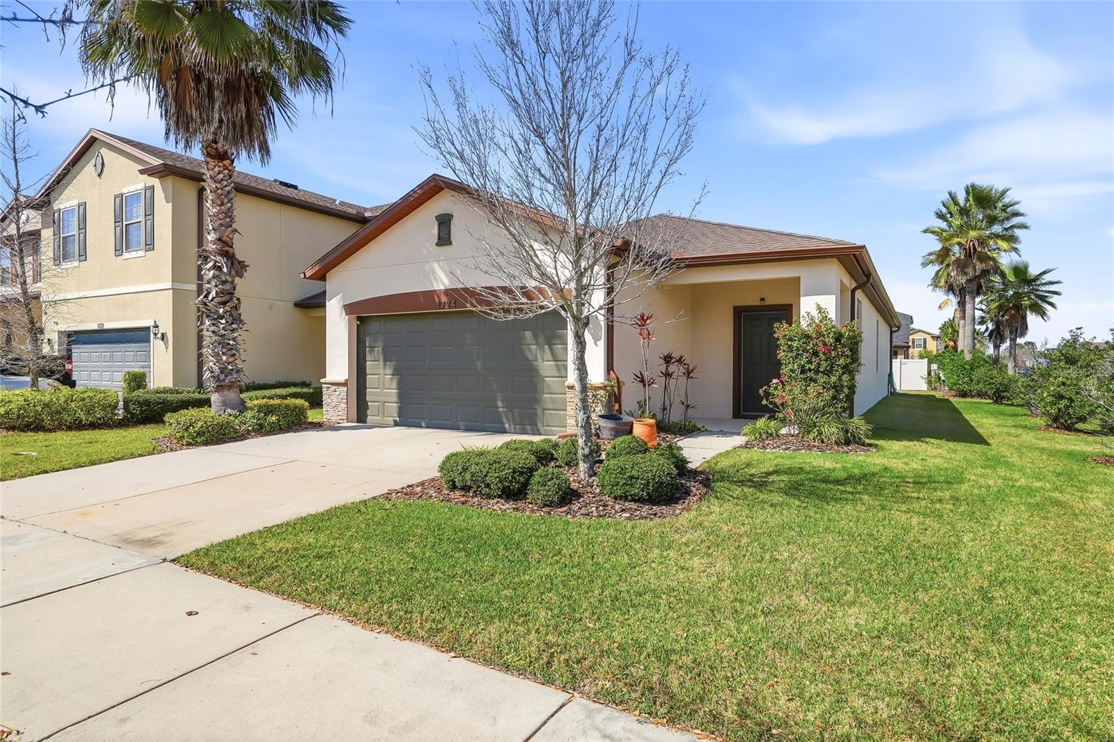 Gorgeous PREMIUM Lot on Corner. Home is well maintained!