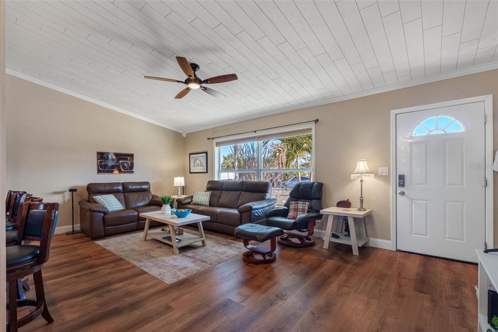 ... Living Room 25 X 15.1... New Windows - Floors  - Ceiling Fans... Front Door.
