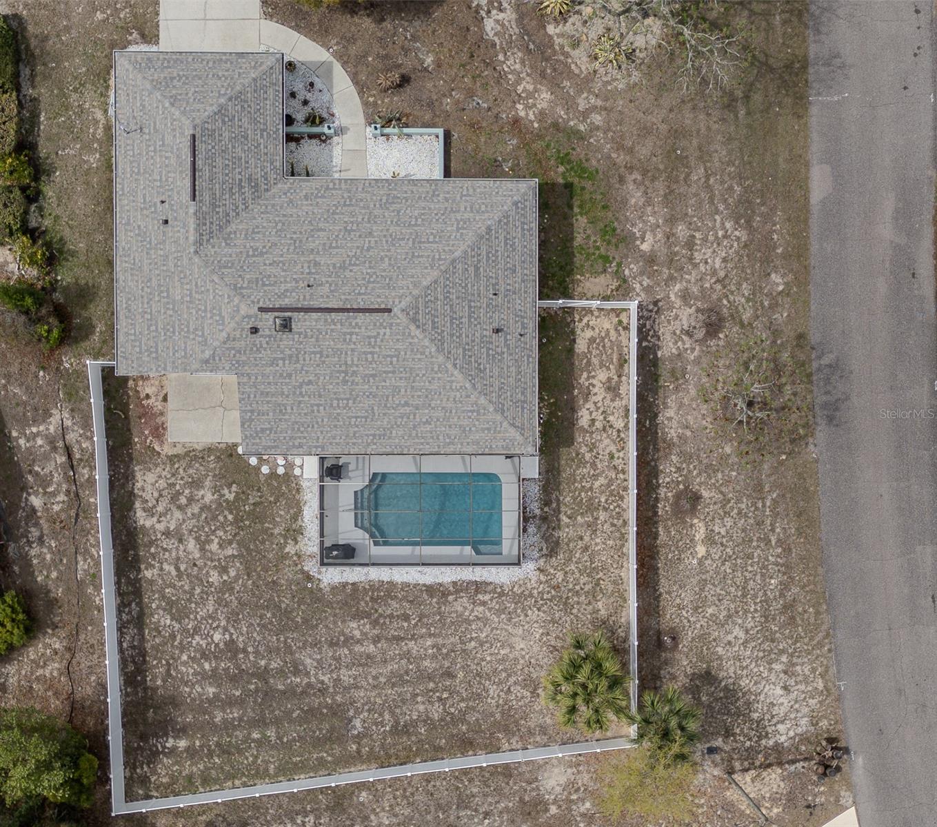 winter version of this corner lot...