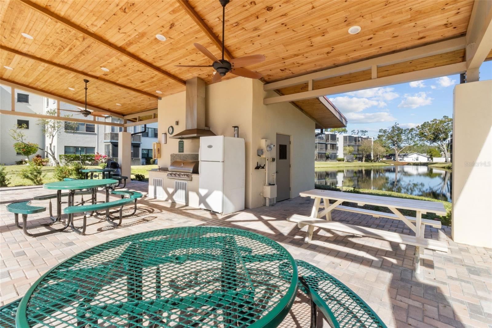 Outdoor kitchen at your closest community pool between  Shoreview/Lakeview