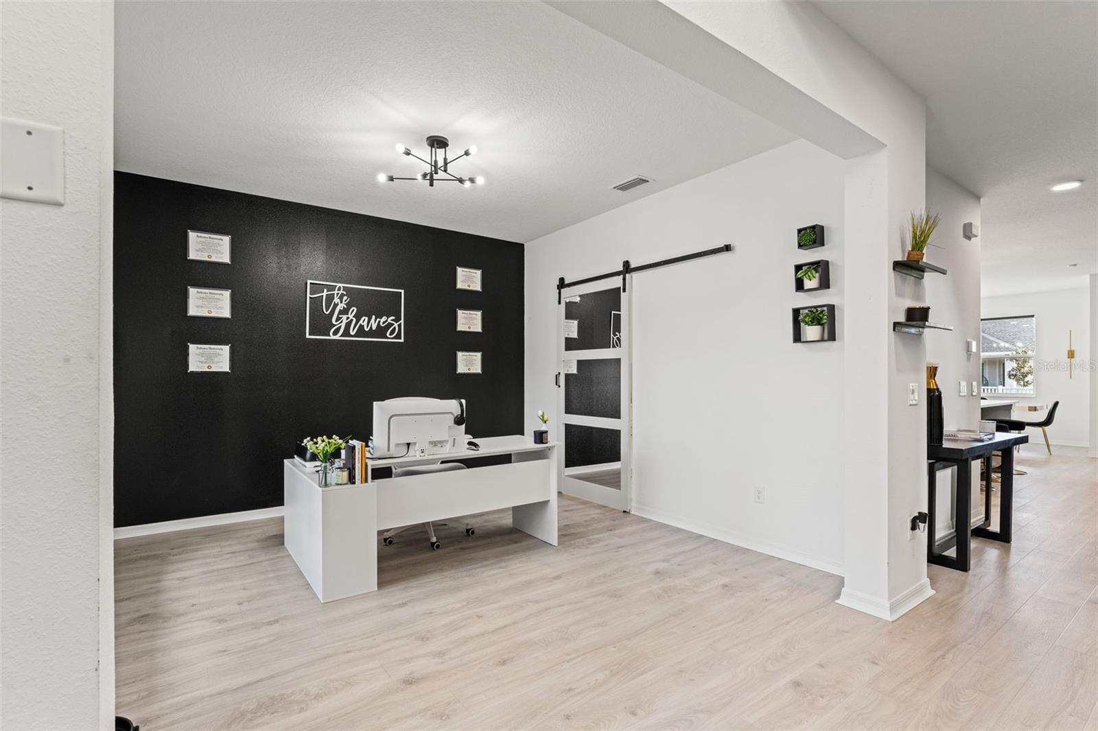 Office/Flex Space/Dining Room