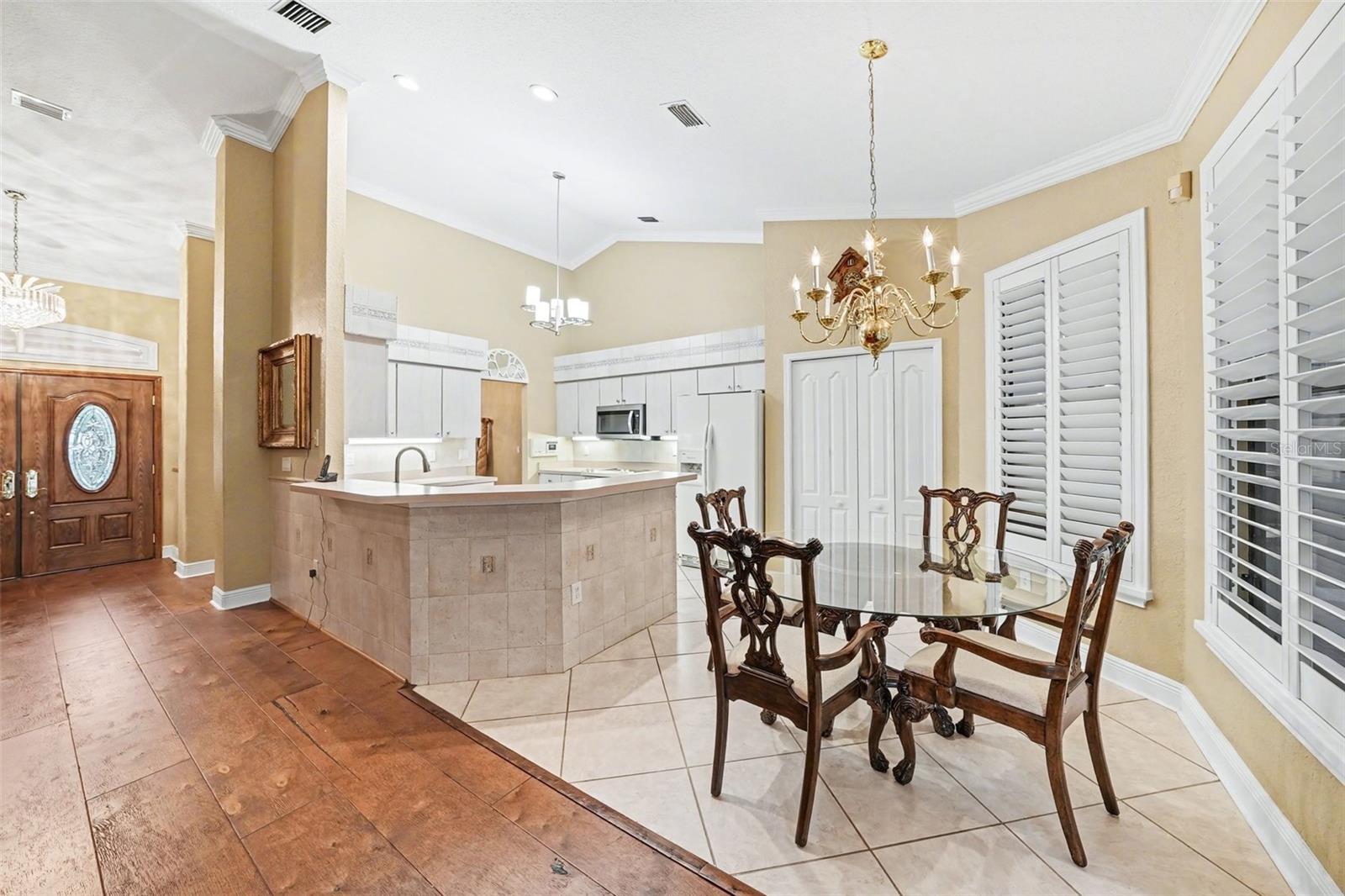 Kitchen with Breakfast Nook
