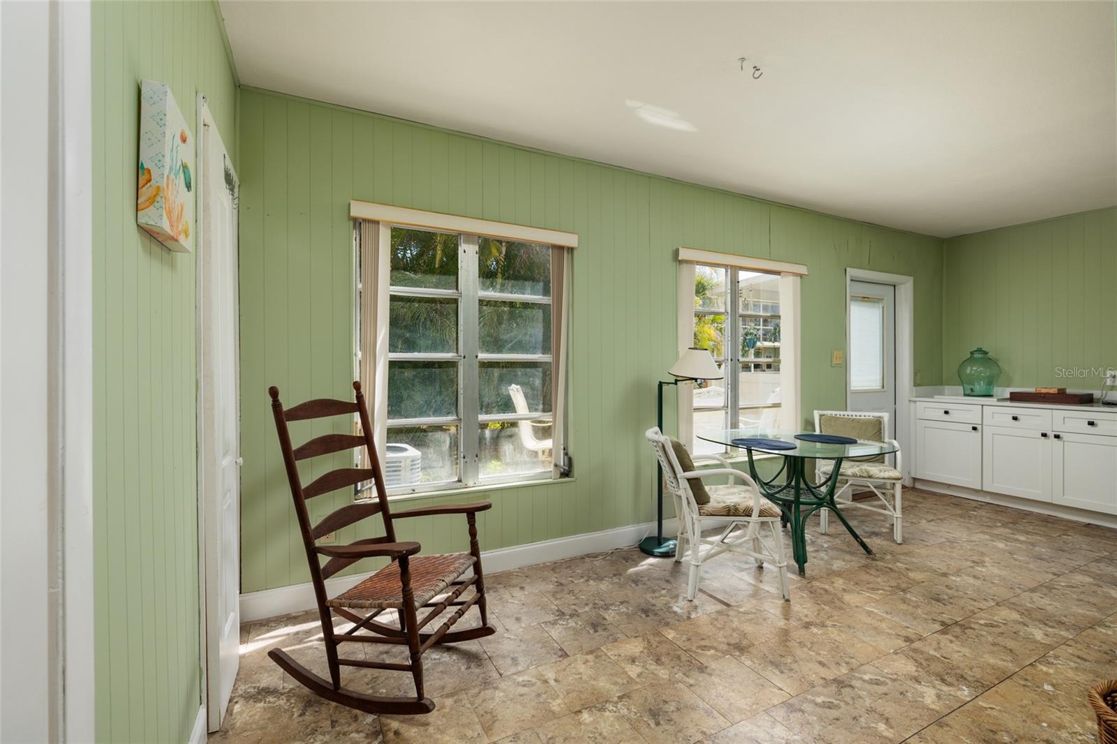 The buffet allows for additional storage.