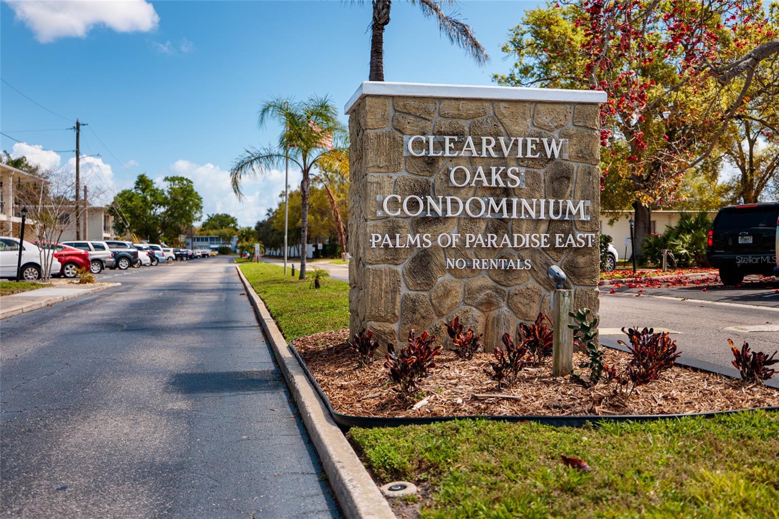 Clearview Oaks is a popular 55+ pet friendly community.