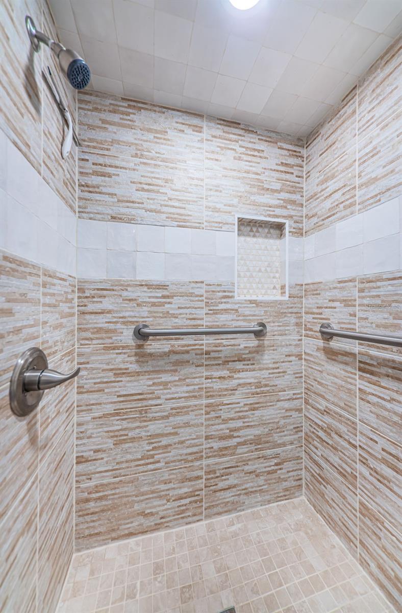 Walk in shower-2nd bath