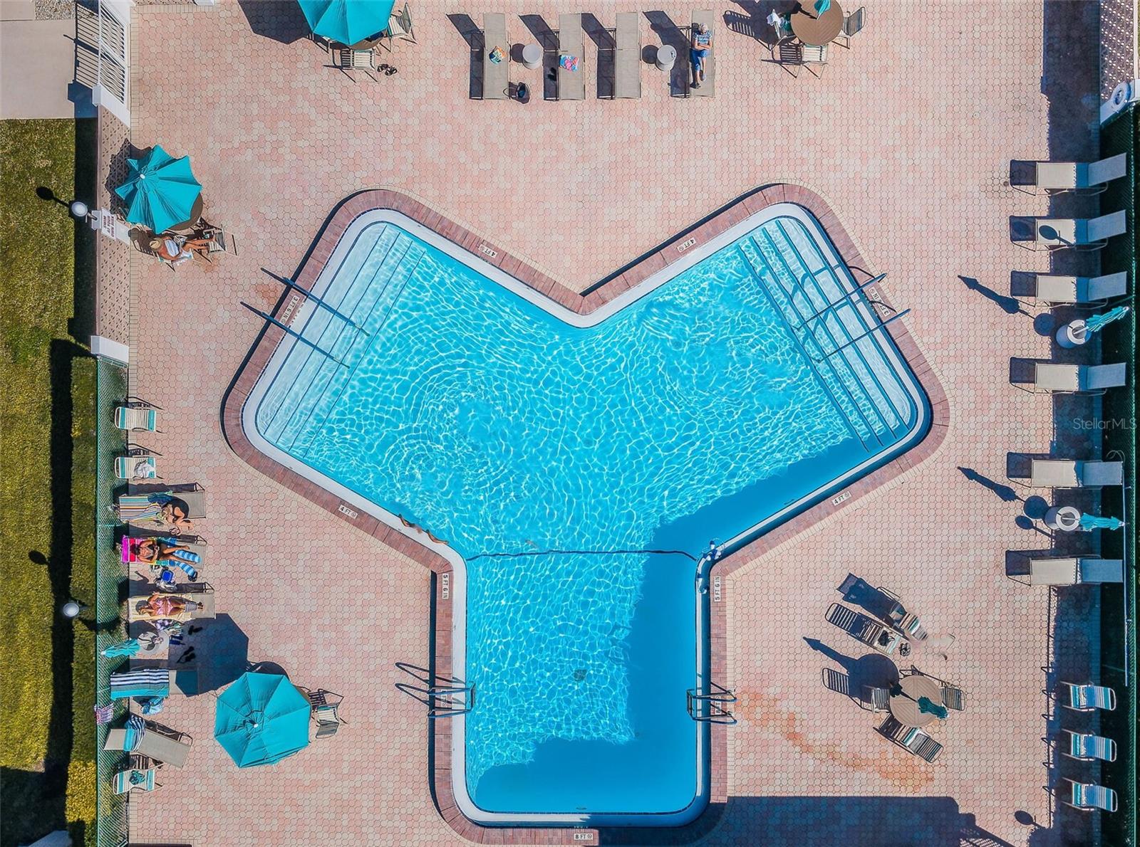Commmunity pool